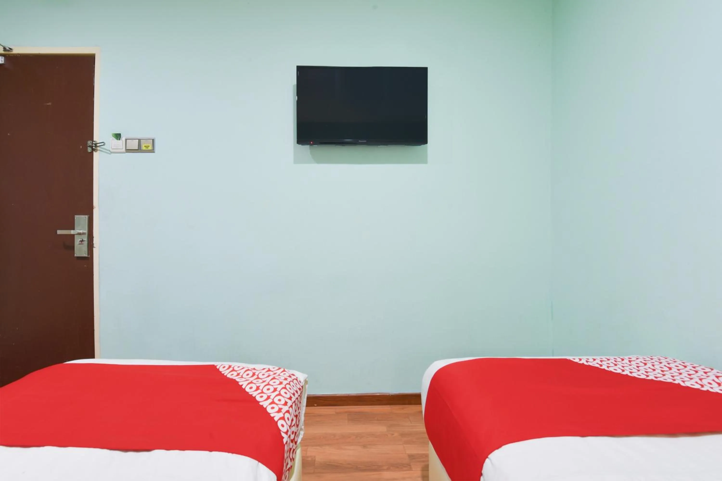 Bedroom, Bed in Hotel O G Home Hotel, Kota Bharu, Kelantan.