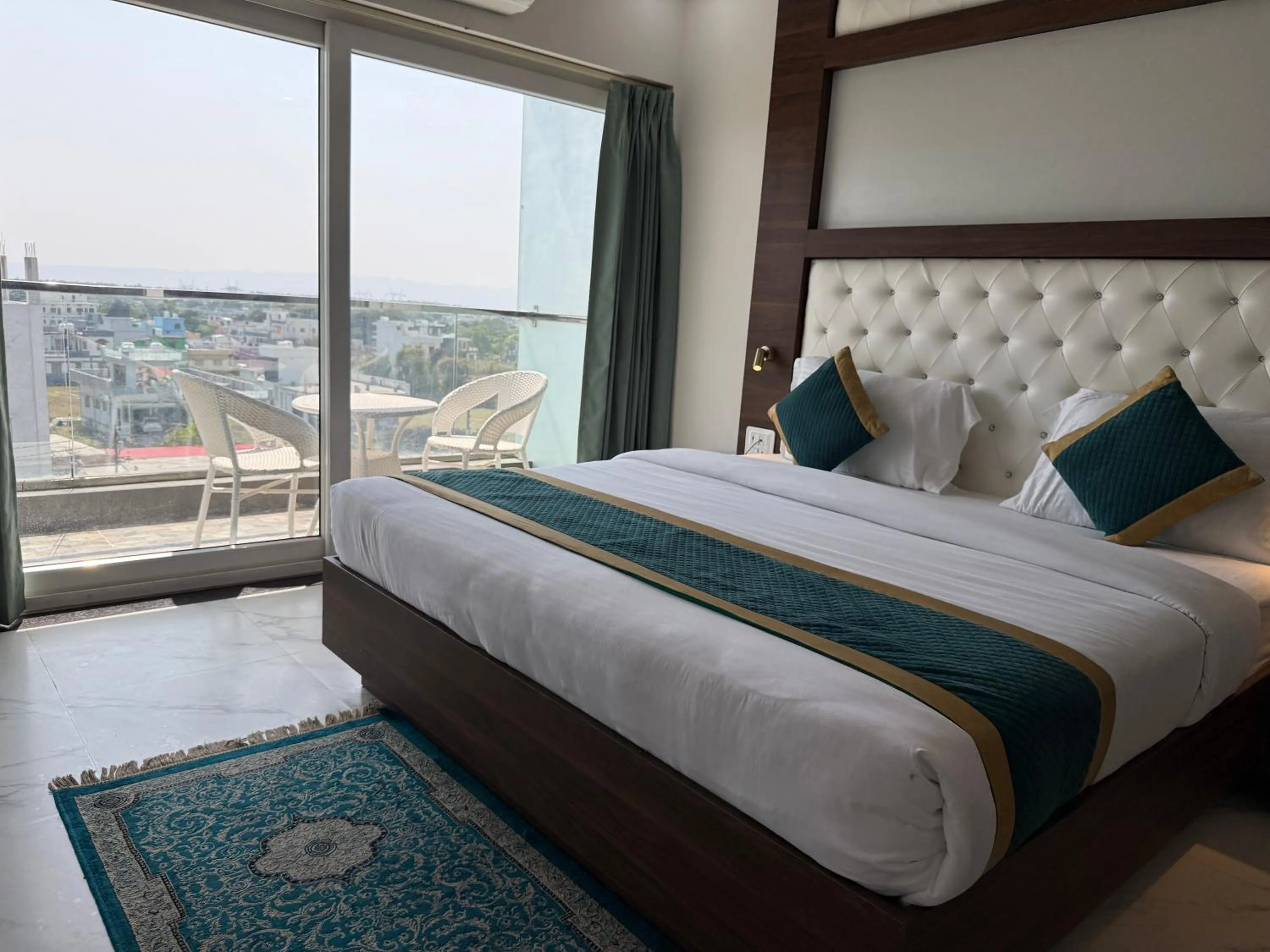 Bed in Hotel 7 Heaven