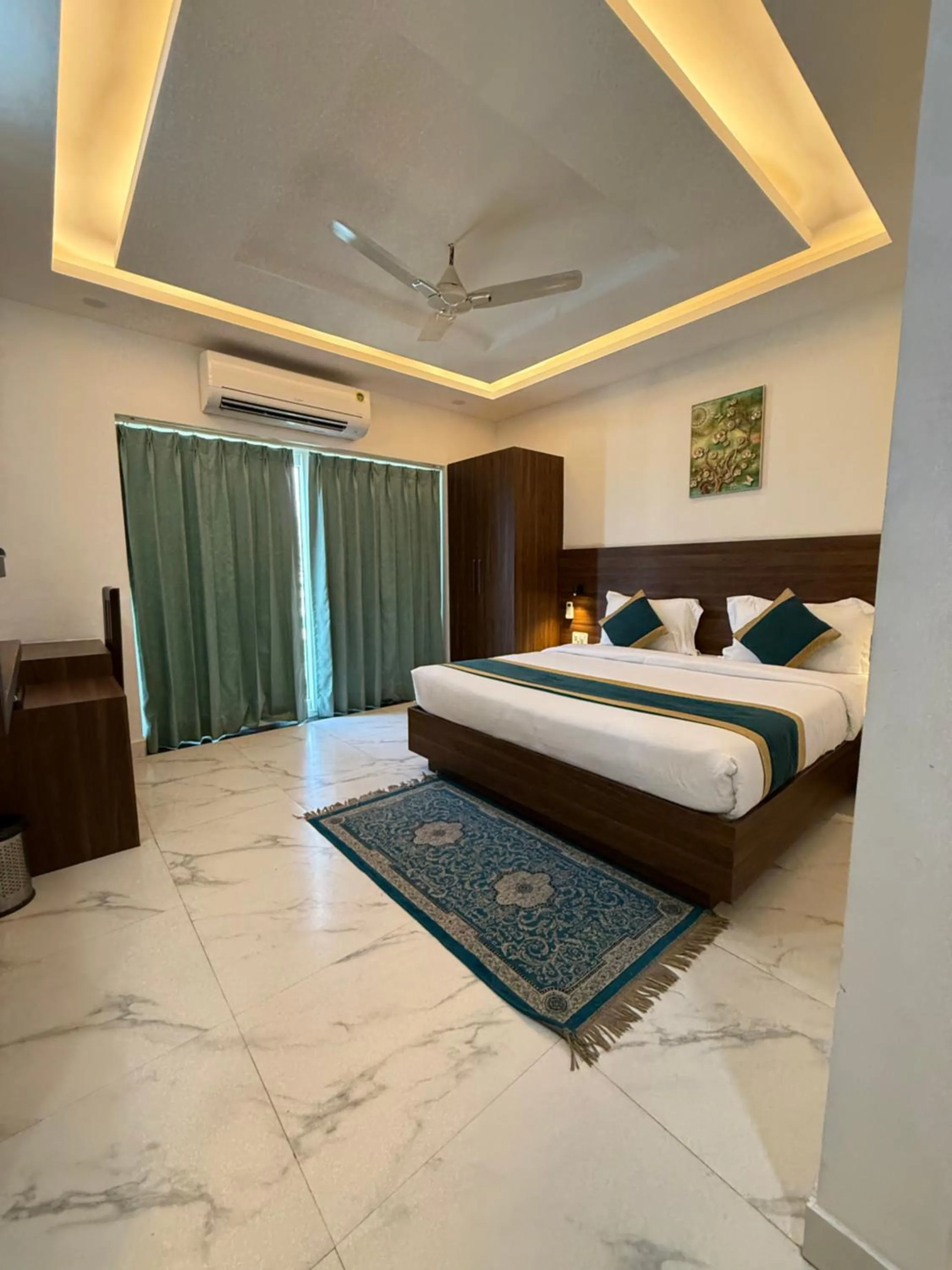 Bed in Hotel 7 Heaven