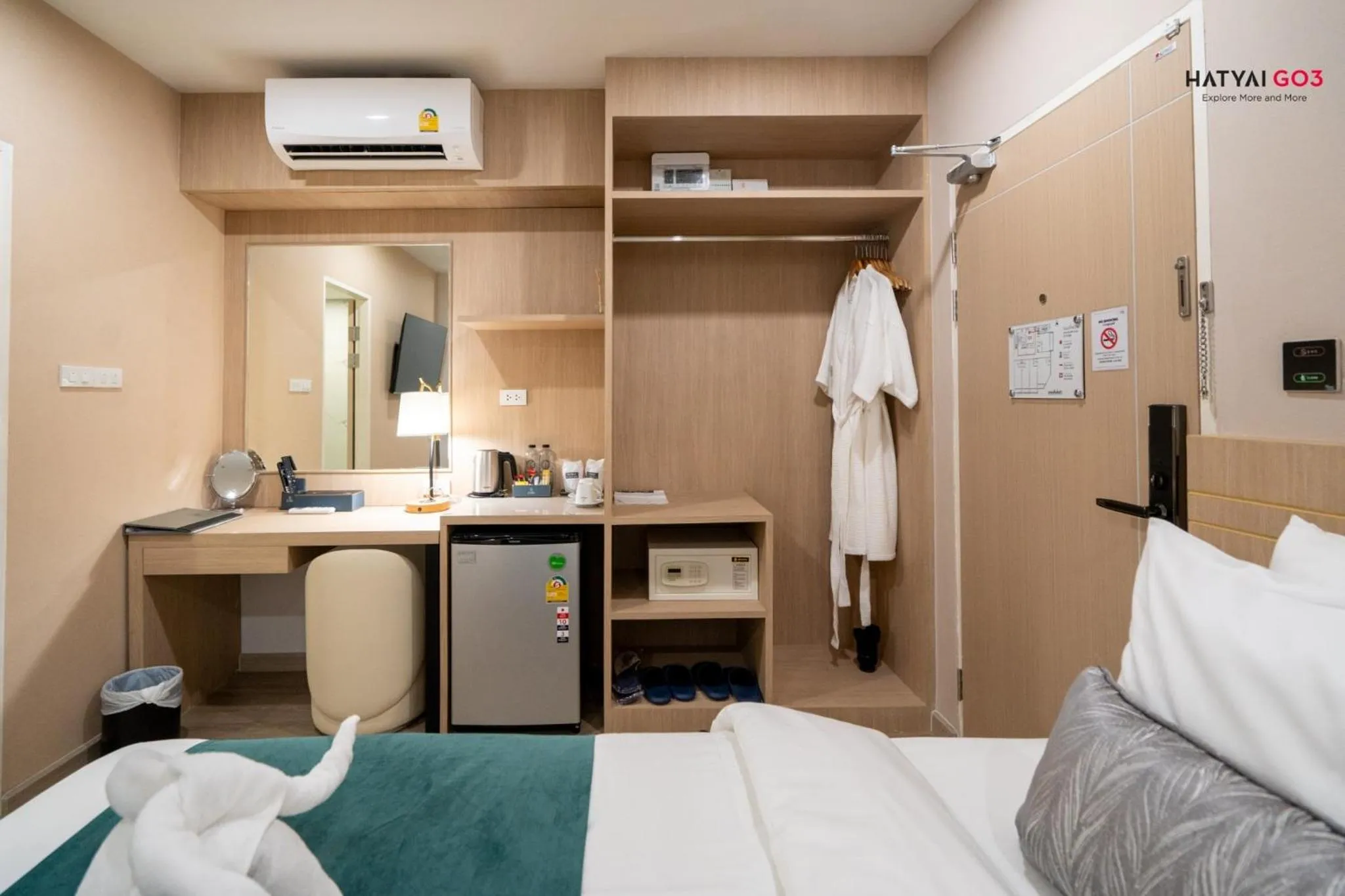 Bedroom, Bed in Chinatown Living Hatyai