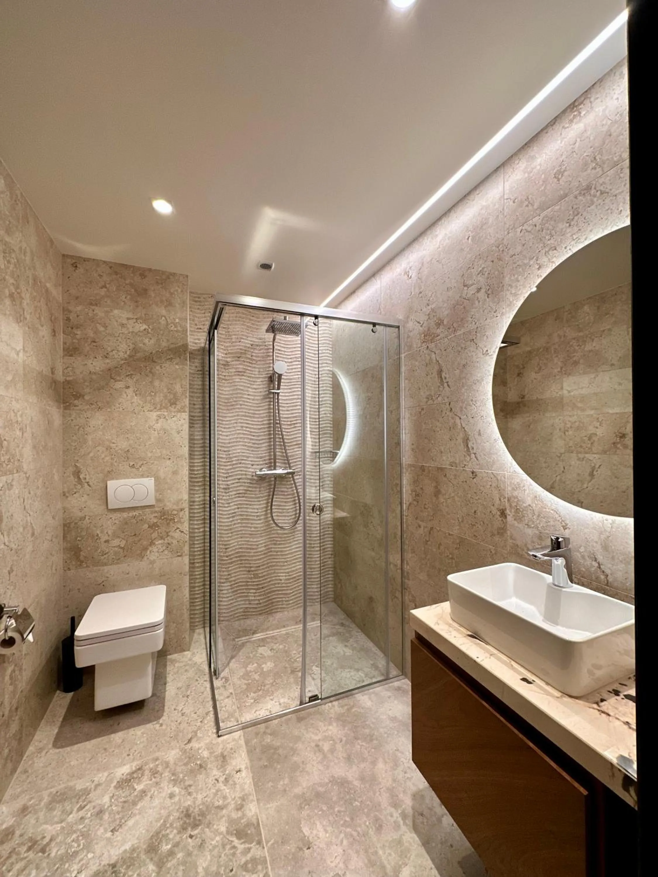 Hôtel Restaurant & Spa Les Planets