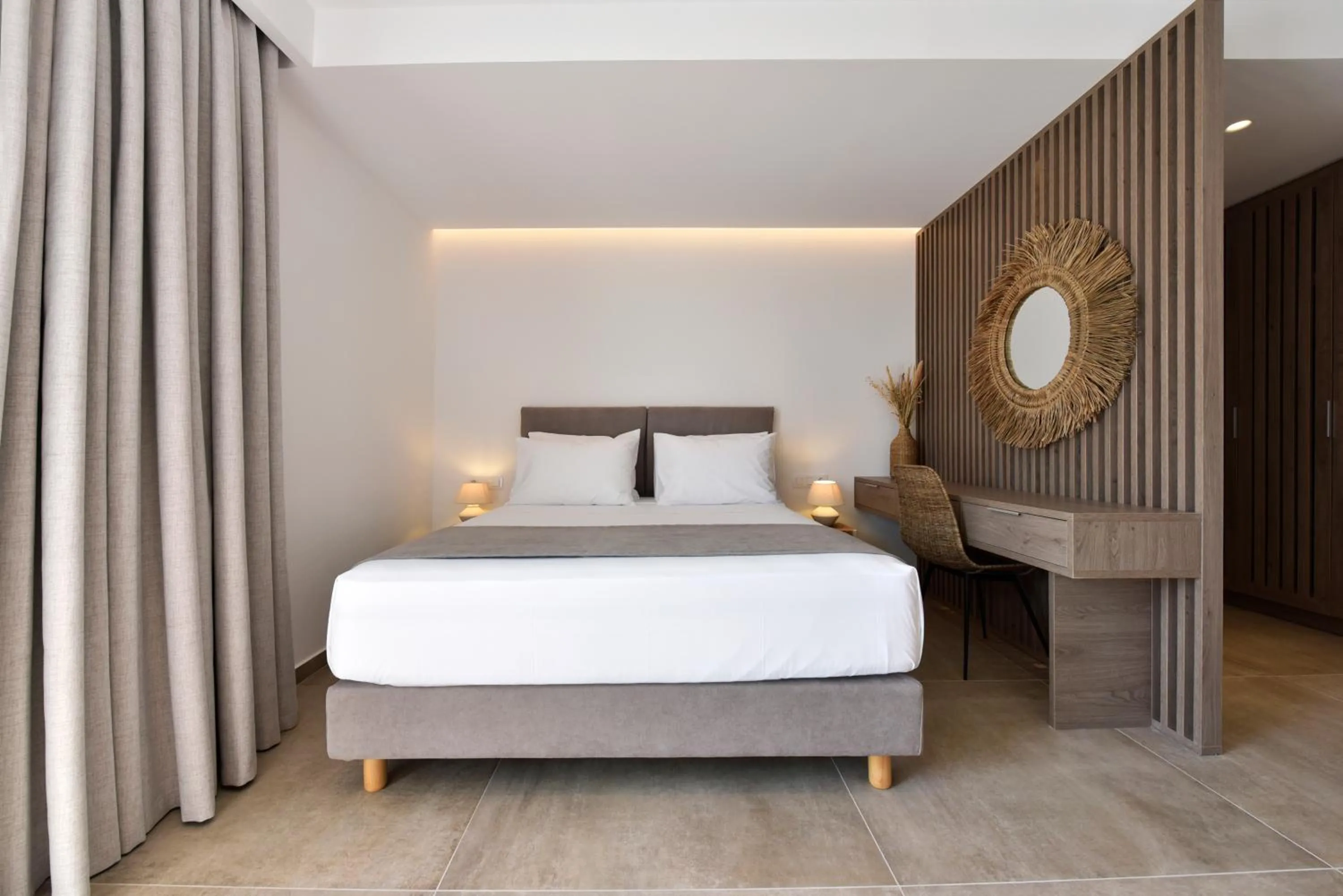 Bed in Anais Milos Suites