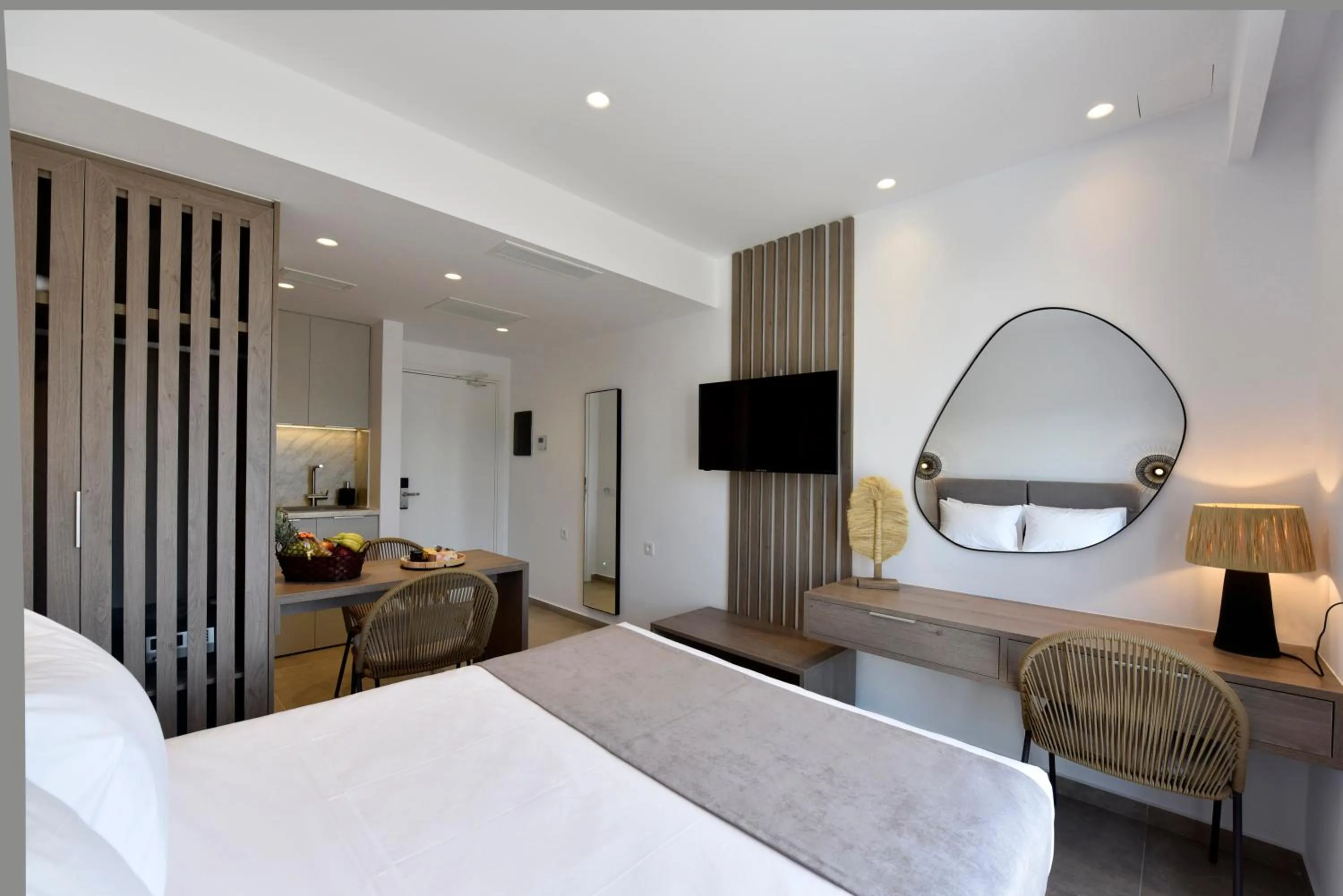 Bed in Anais Milos Suites