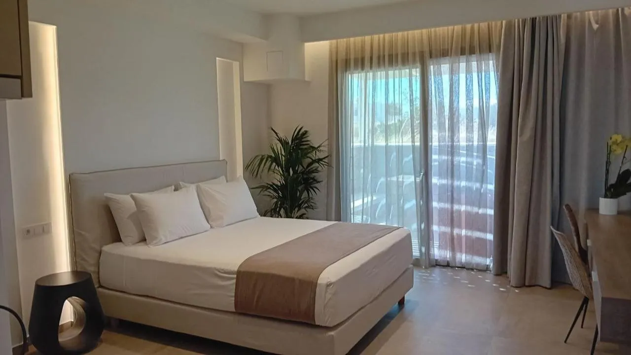 Bed in Anais Milos Suites