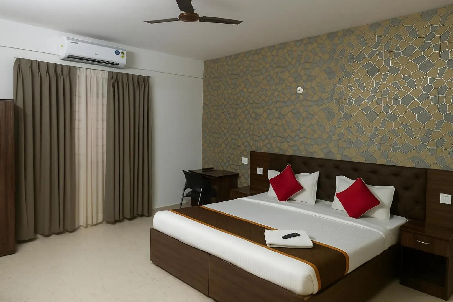 Bedroom, Bed in Sai Bliss International, Manyata Tech Park