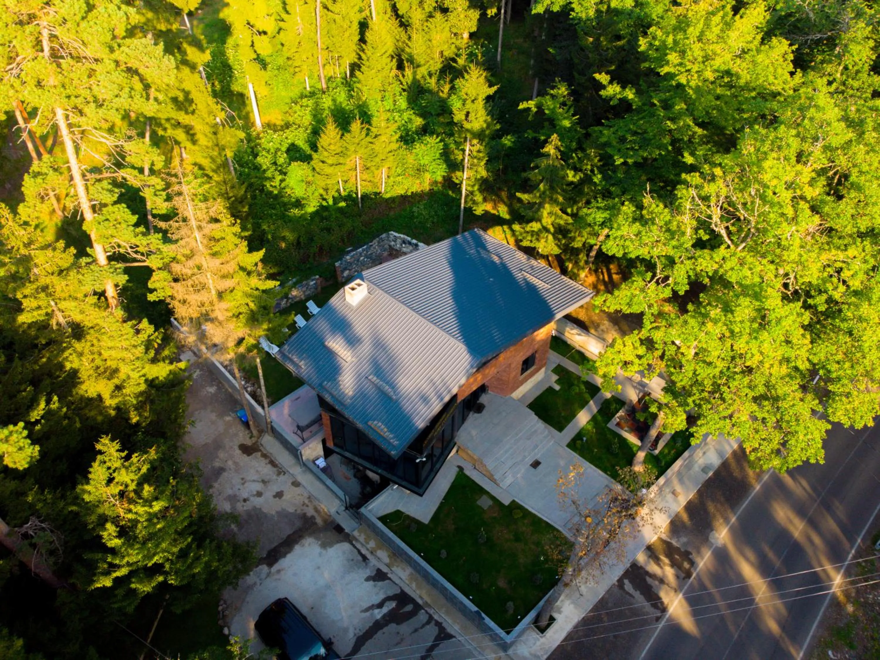 Property building in Hotel Evergreen