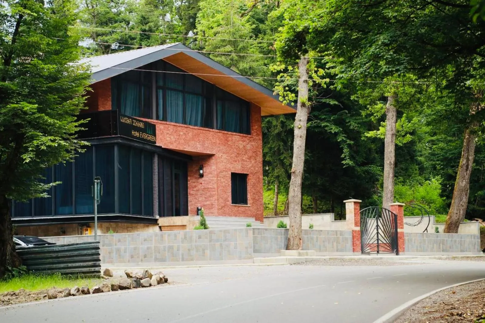 Property building in Hotel Evergreen