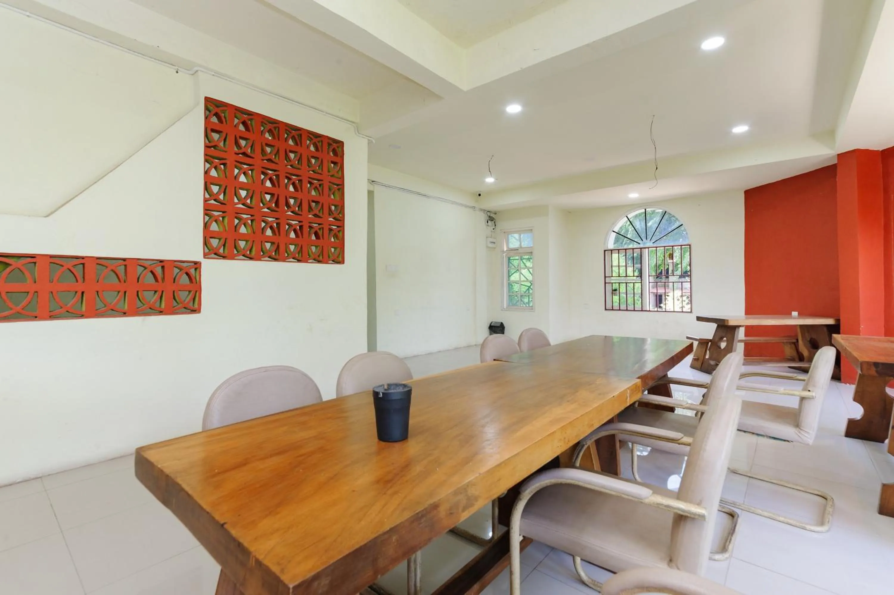 Meeting/conference room in Urbanview Hotel Kansa near Harbour Bay Batam by RedDoorz