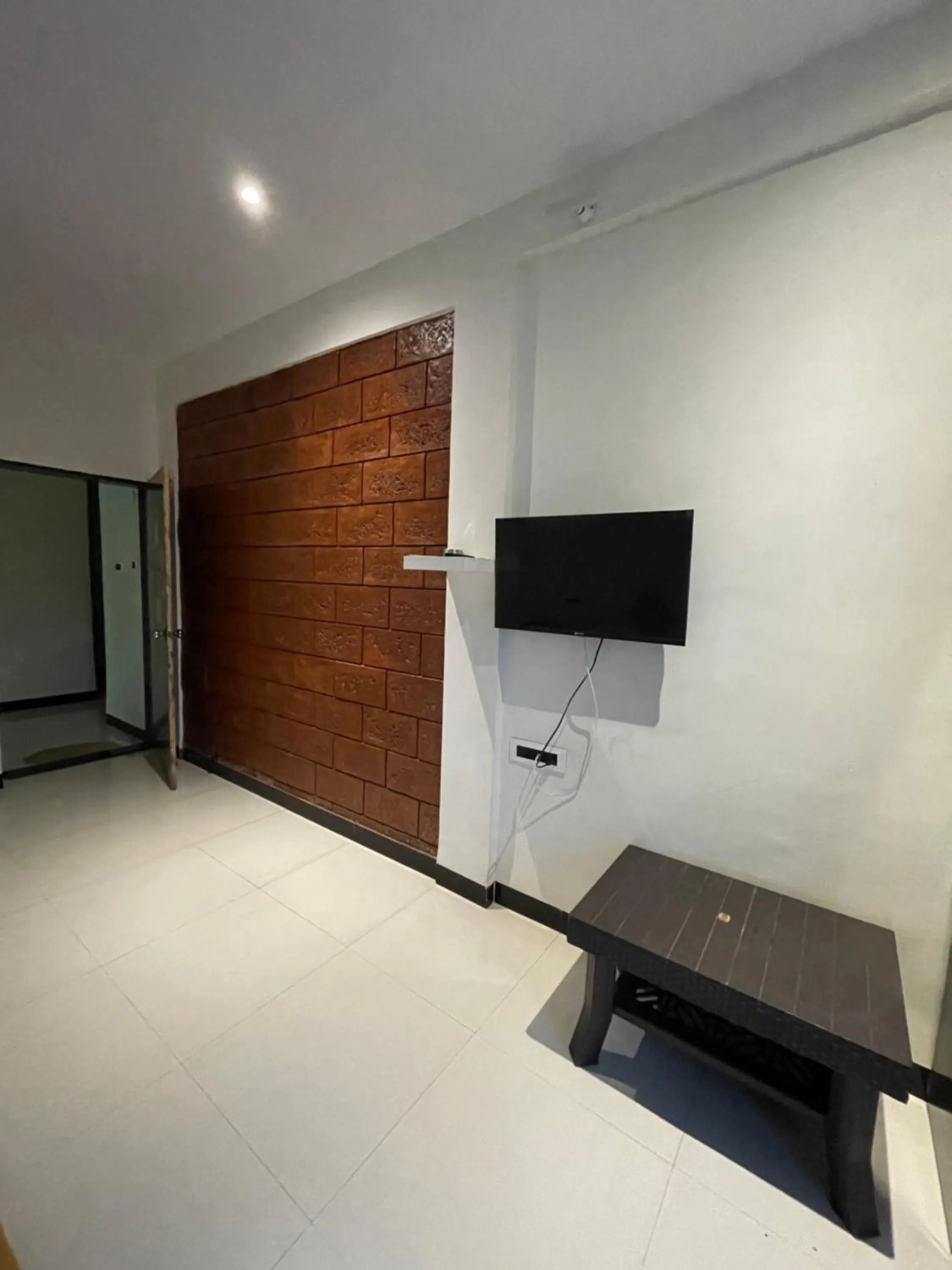 TV and multimedia in Scarlet Resort