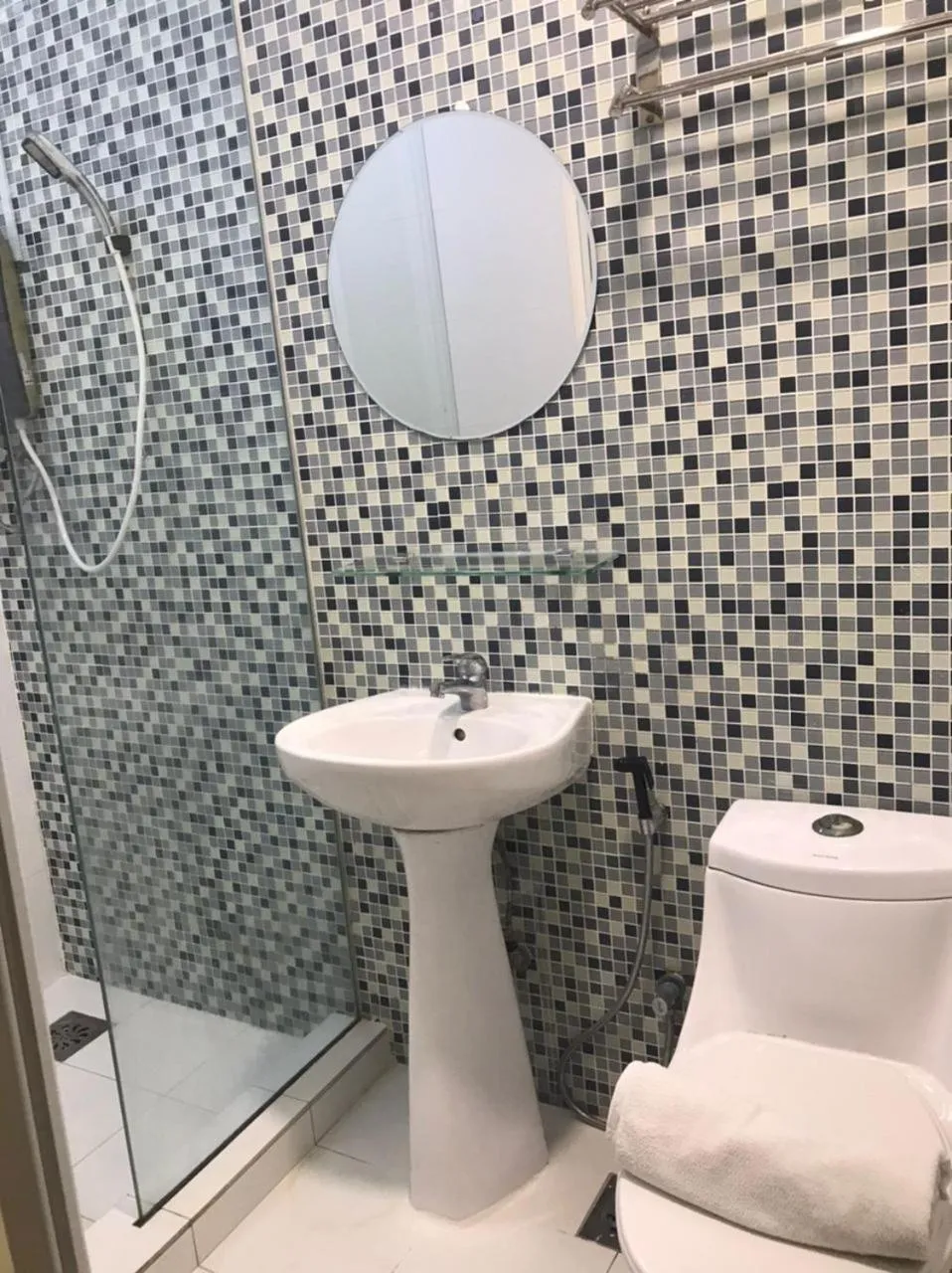 Toilet in V Hotel Melaka (Near Jonker Street)