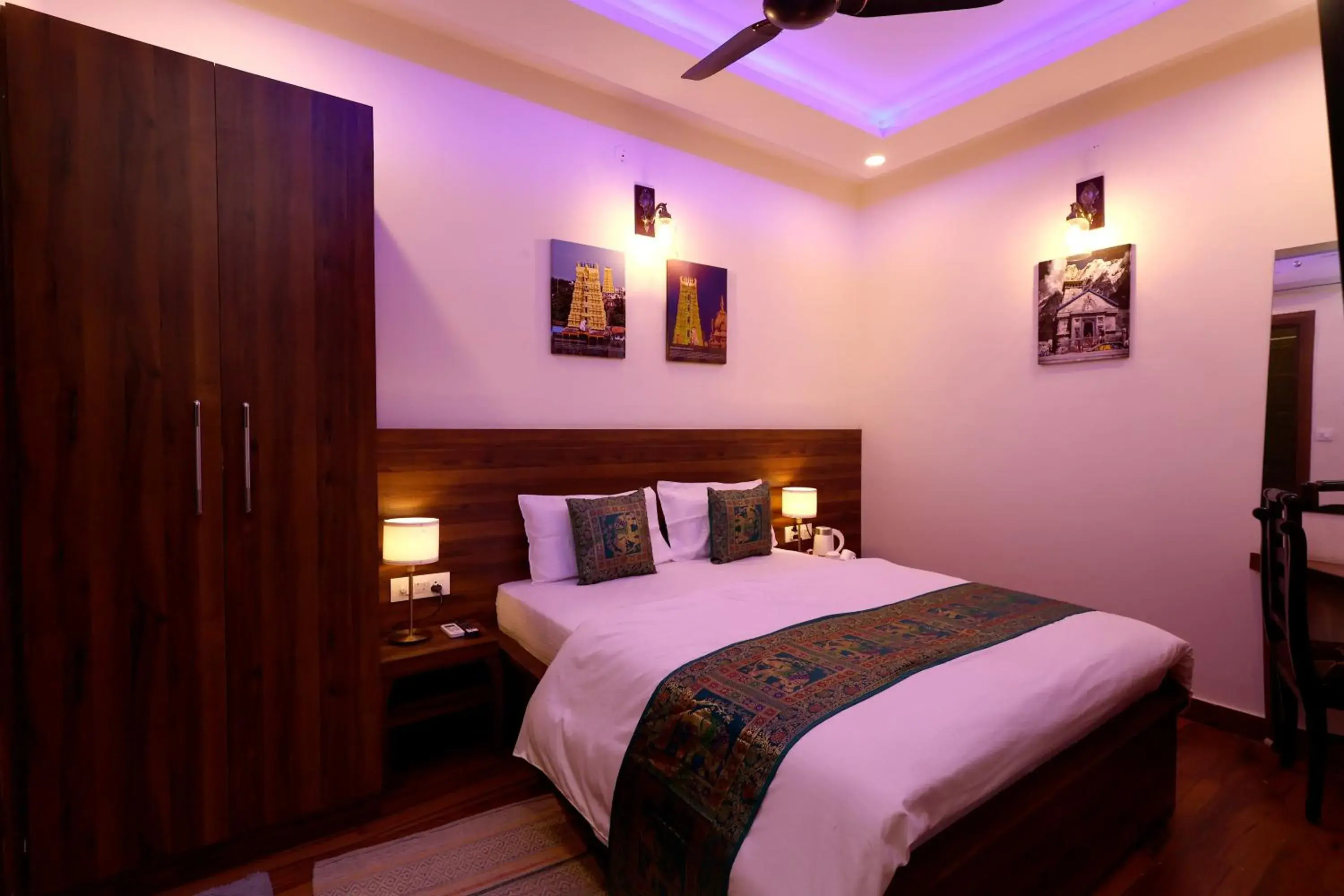 Deluxe Queen Room in SHIVALAYAA - The Divine Abode Deluxe Queen Room in SHIVALAYAA - The Divine Abode