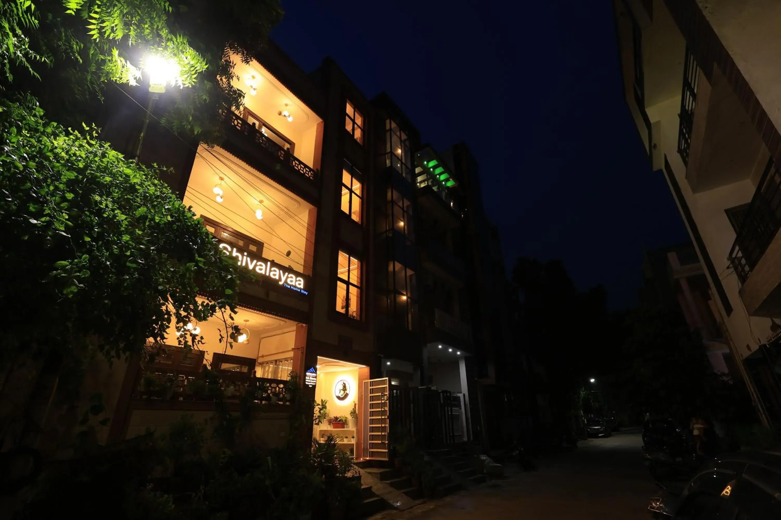Double Room with Balcony in SHIVALAYAA - The Divine Abode Double Room with Balcony in SHIVALAYAA - The Divine Abode