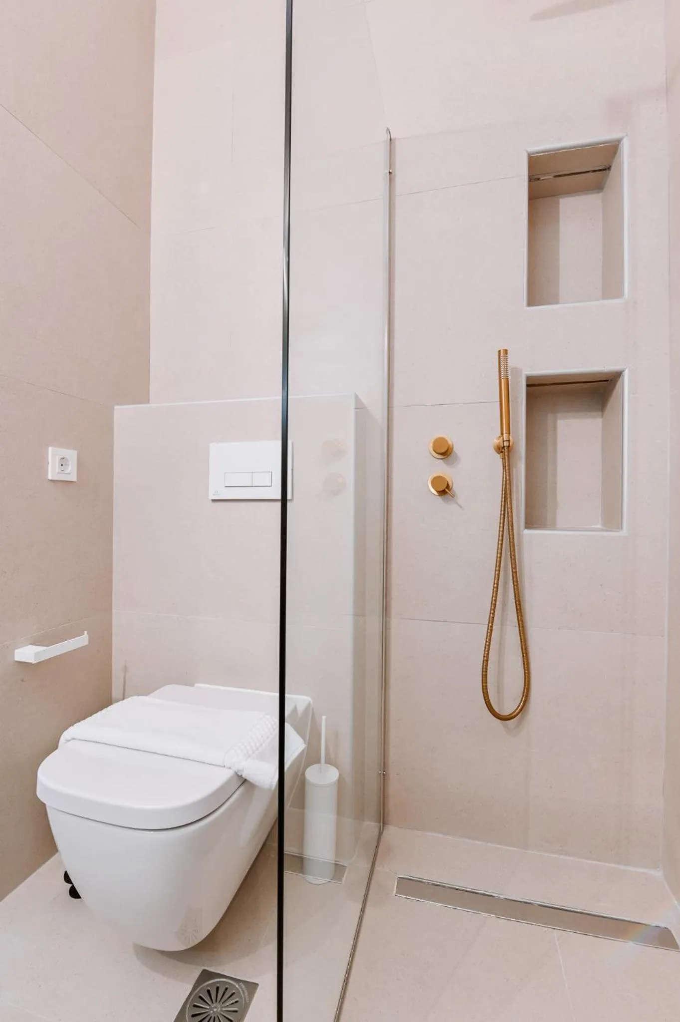 Toilet in Melior Luxury Villas