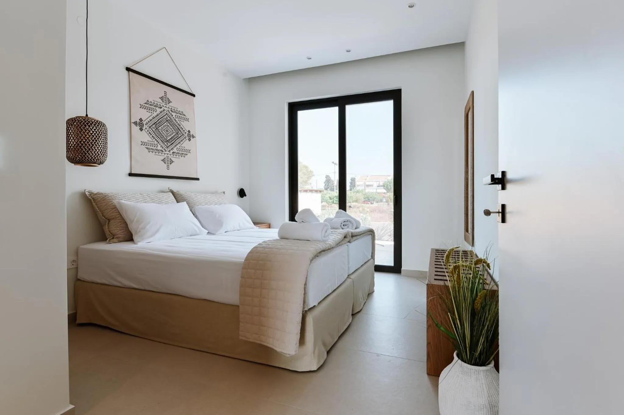 Bedroom, Bed in Melior Luxury Villas