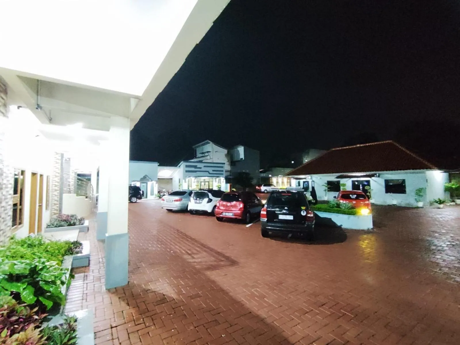 Property building in Hotel Cibening