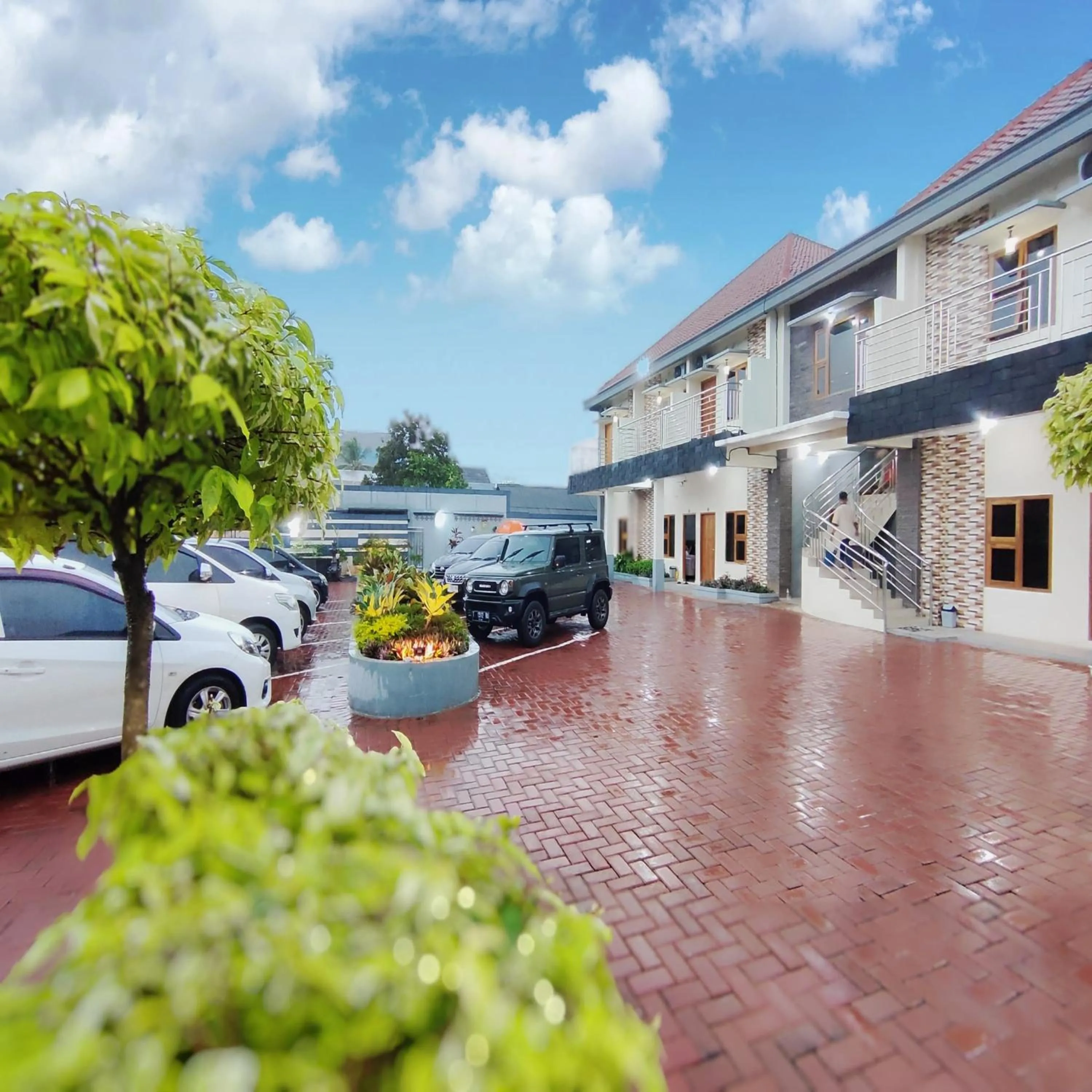 Property building in Hotel Cibening