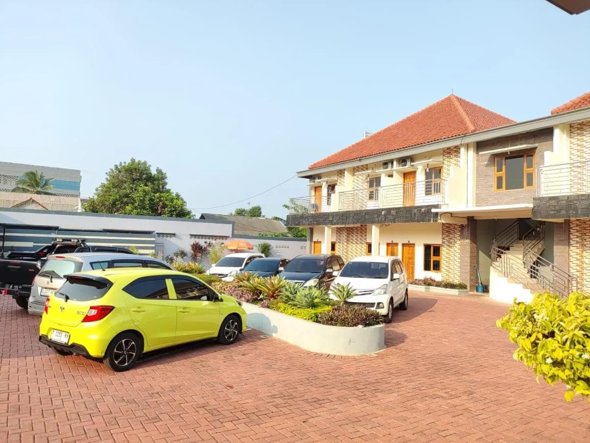 Property building in Hotel Cibening