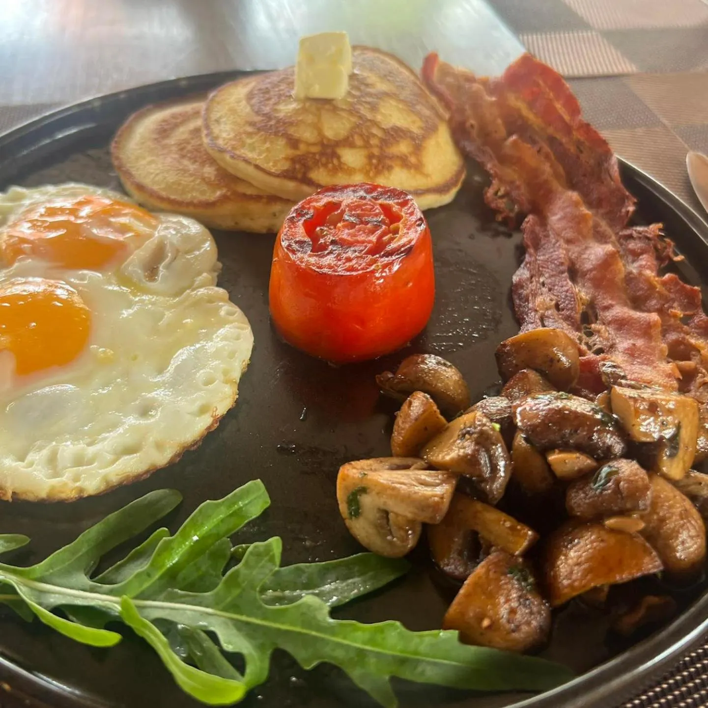 Food and drinks in JALMIN Hotel Samui