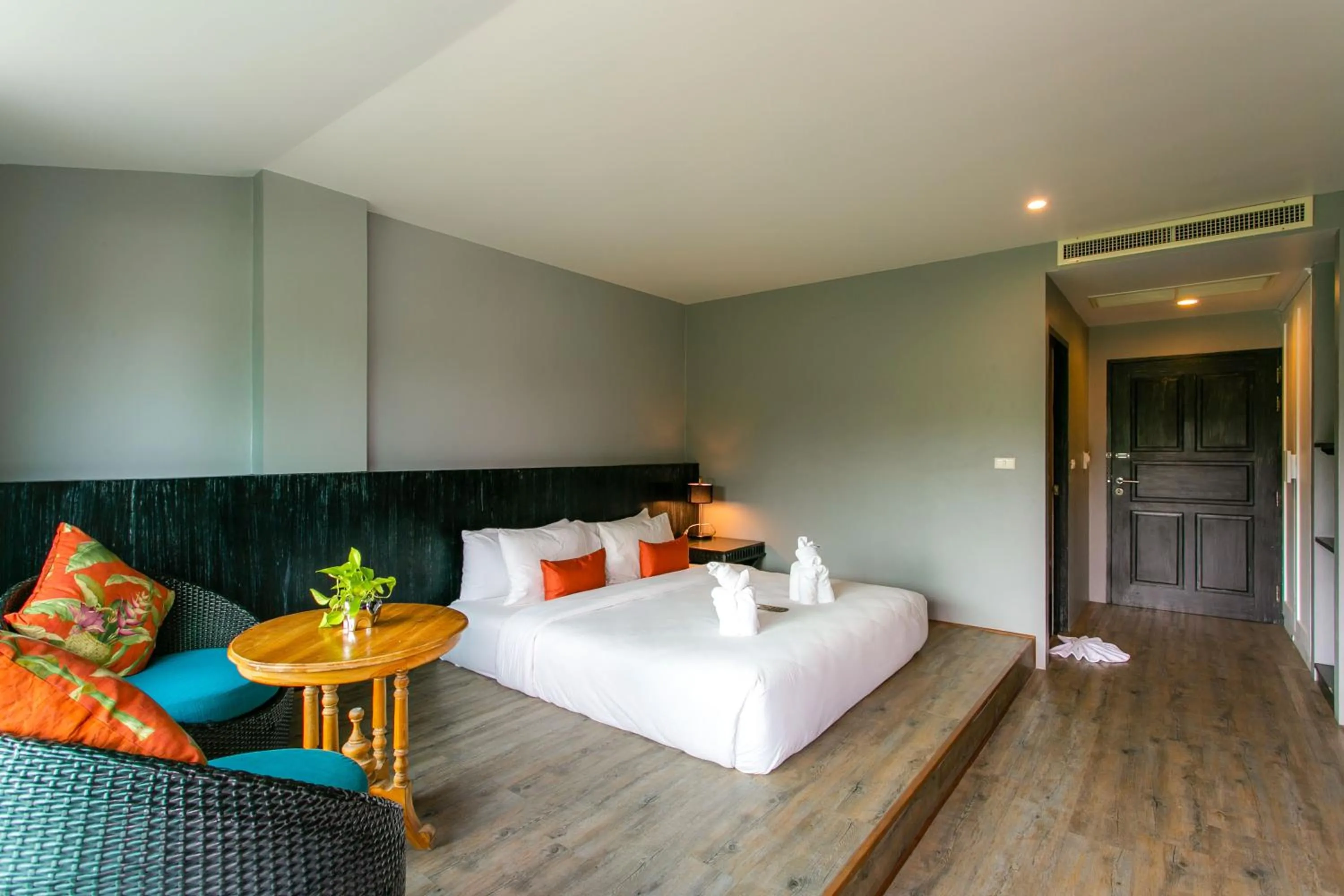 Bed in JALMIN Hotel Samui