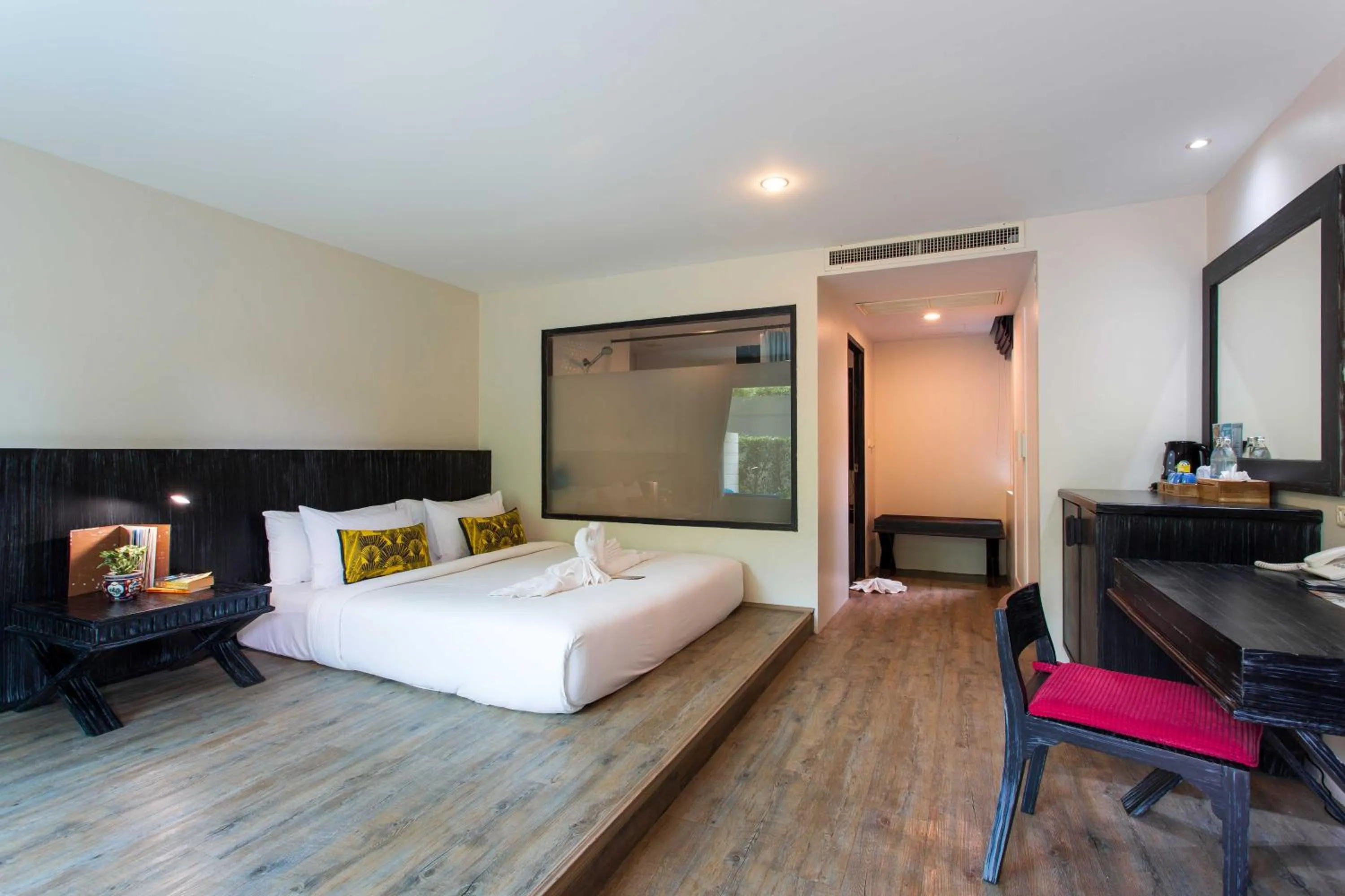 Bed in JALMIN Hotel Samui