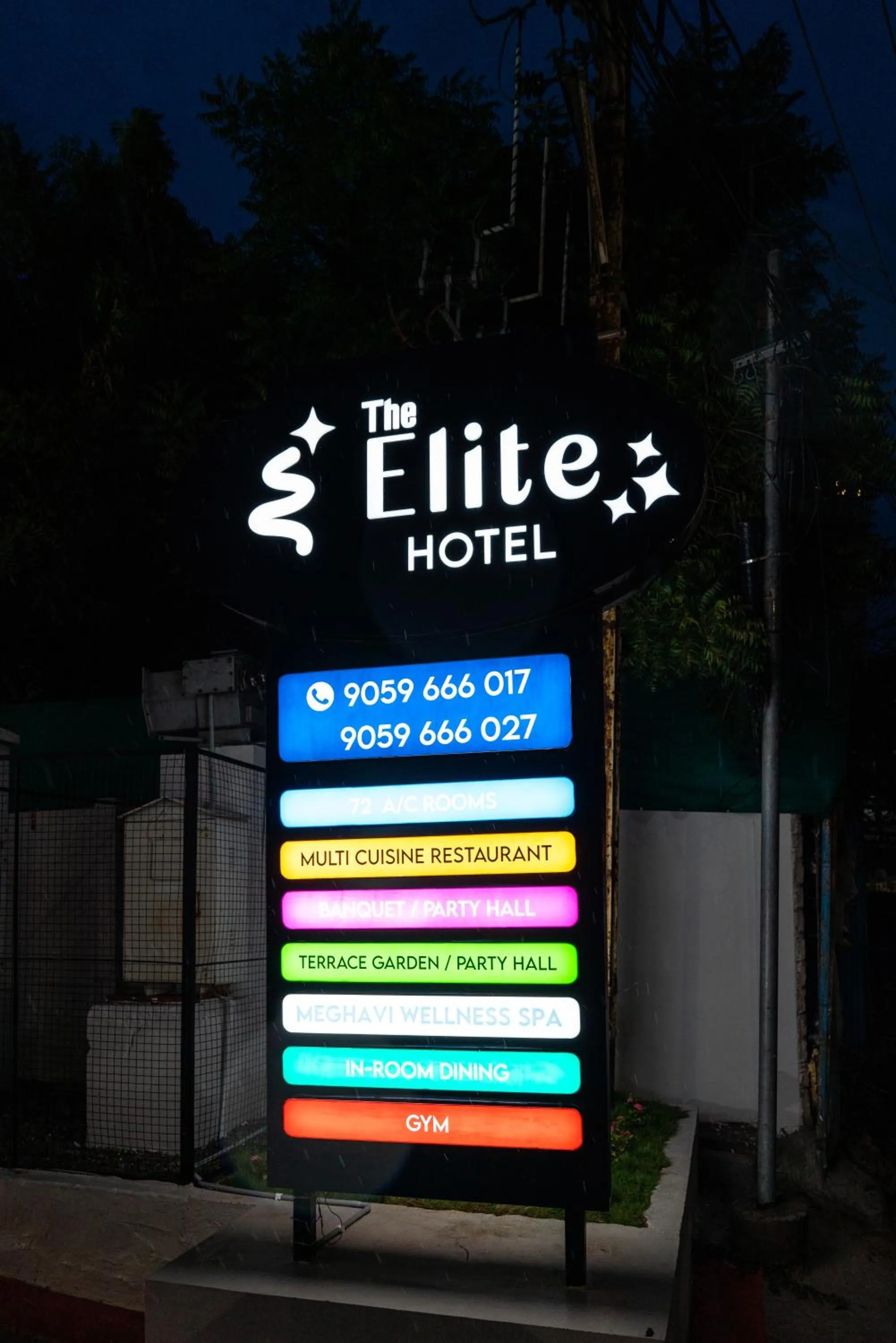 Facade/entrance in The Elite Hotel