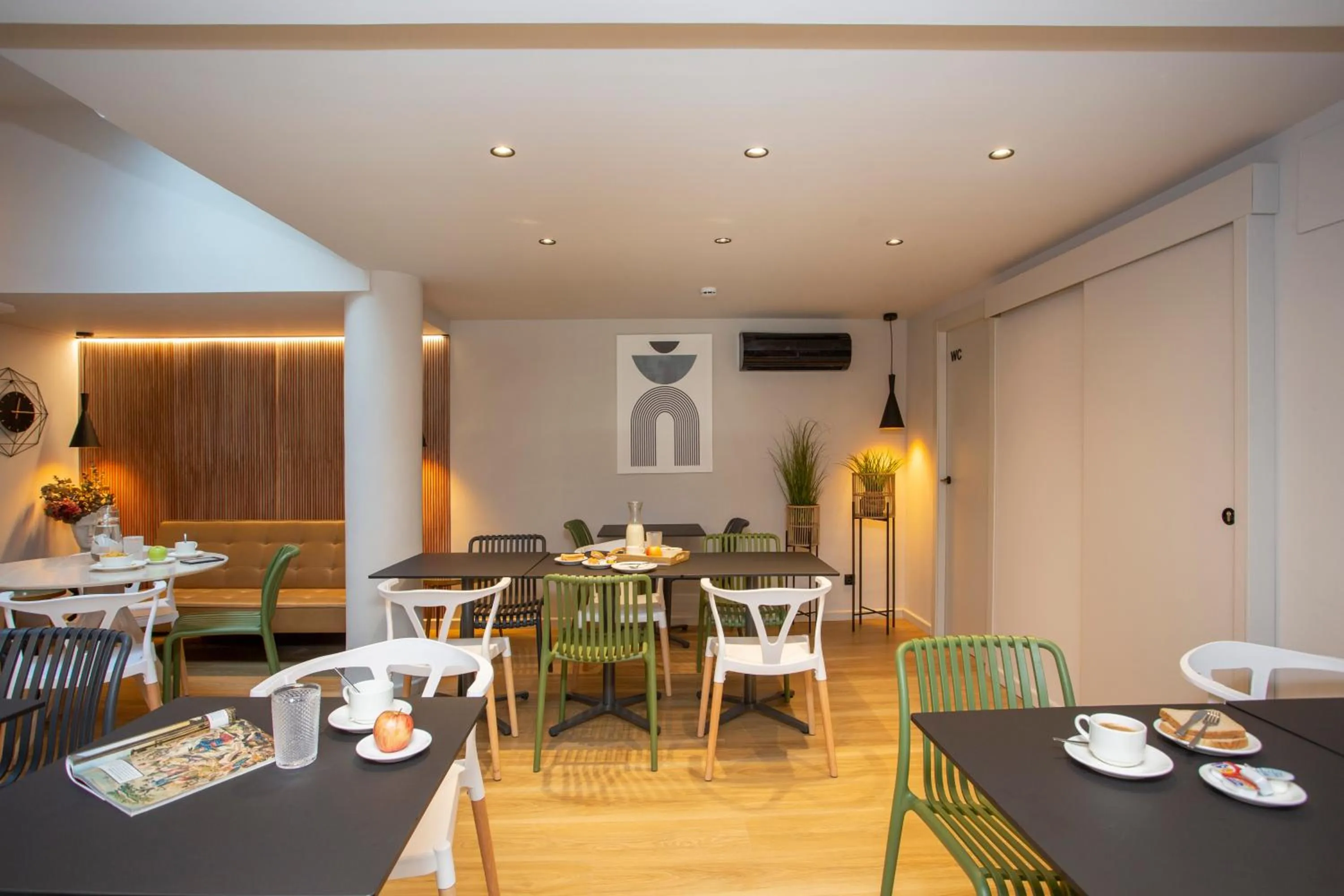 Buffet breakfast in Aila II Hotel Boutique by SingularStays - Digital Access