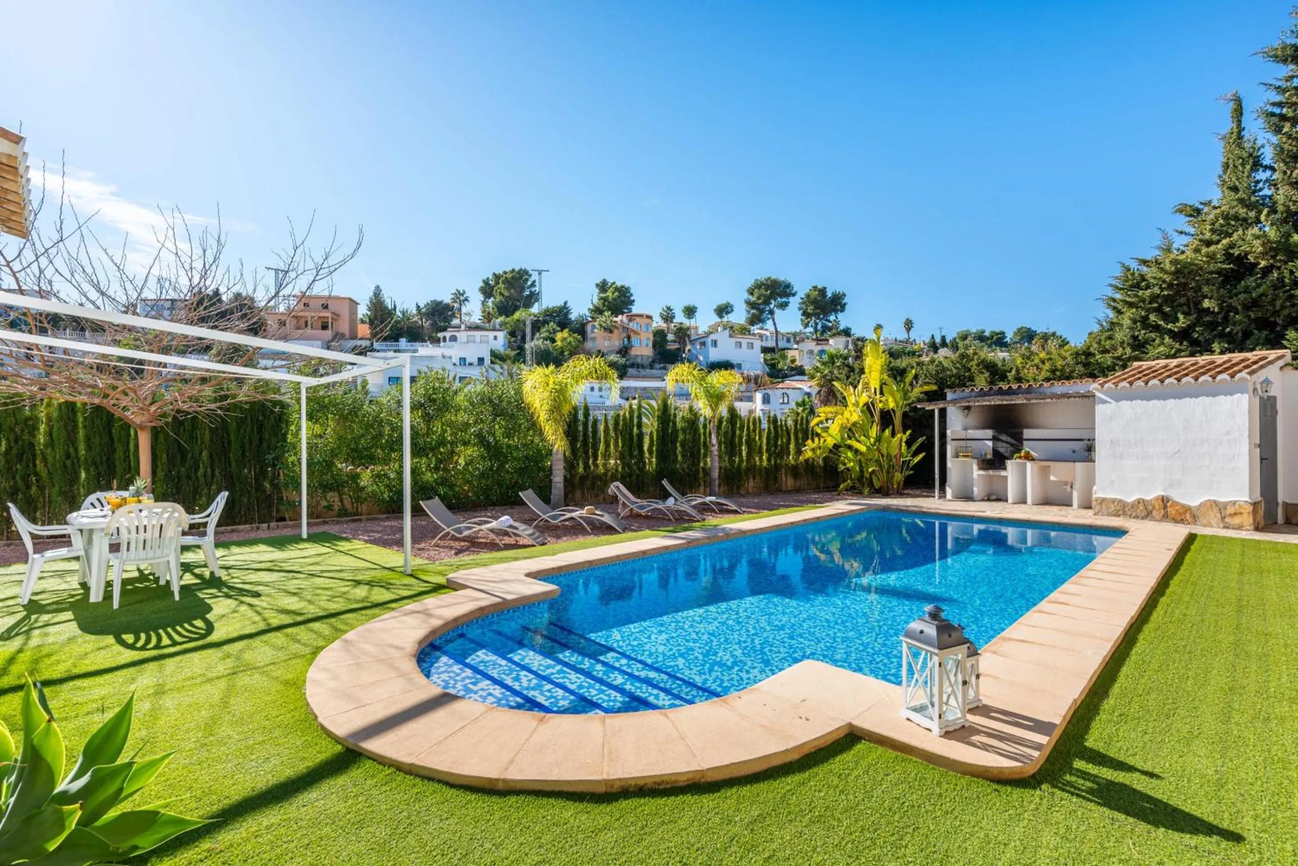 Swimming pool in Villa Padilla - PlusHolidays