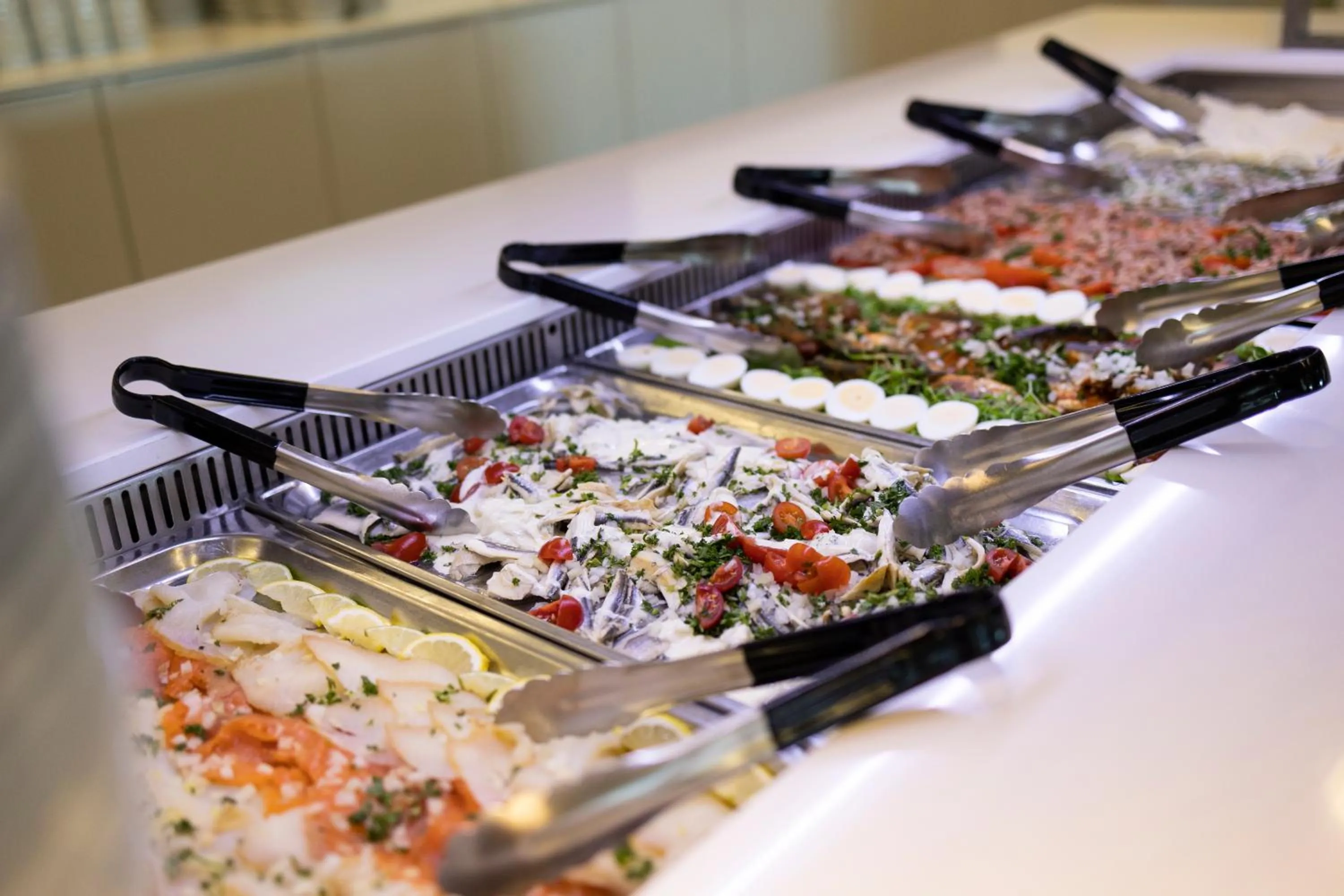 Restaurant/places to eat in Corsendonk Duinse Polders