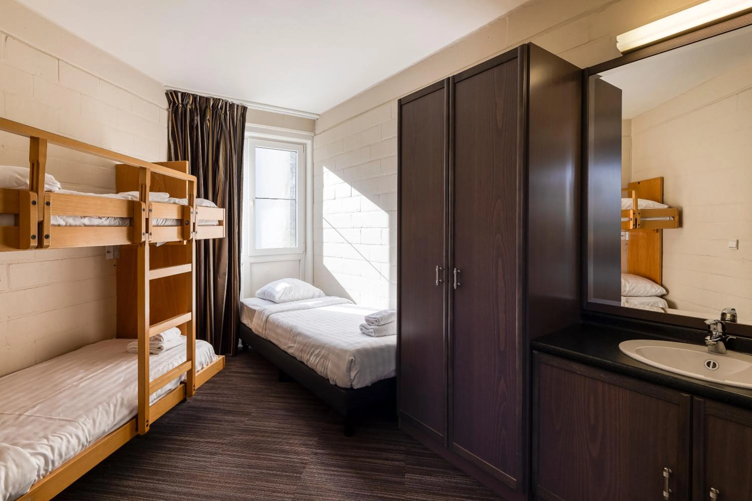 Bedroom, Bed in Corsendonk Duinse Polders