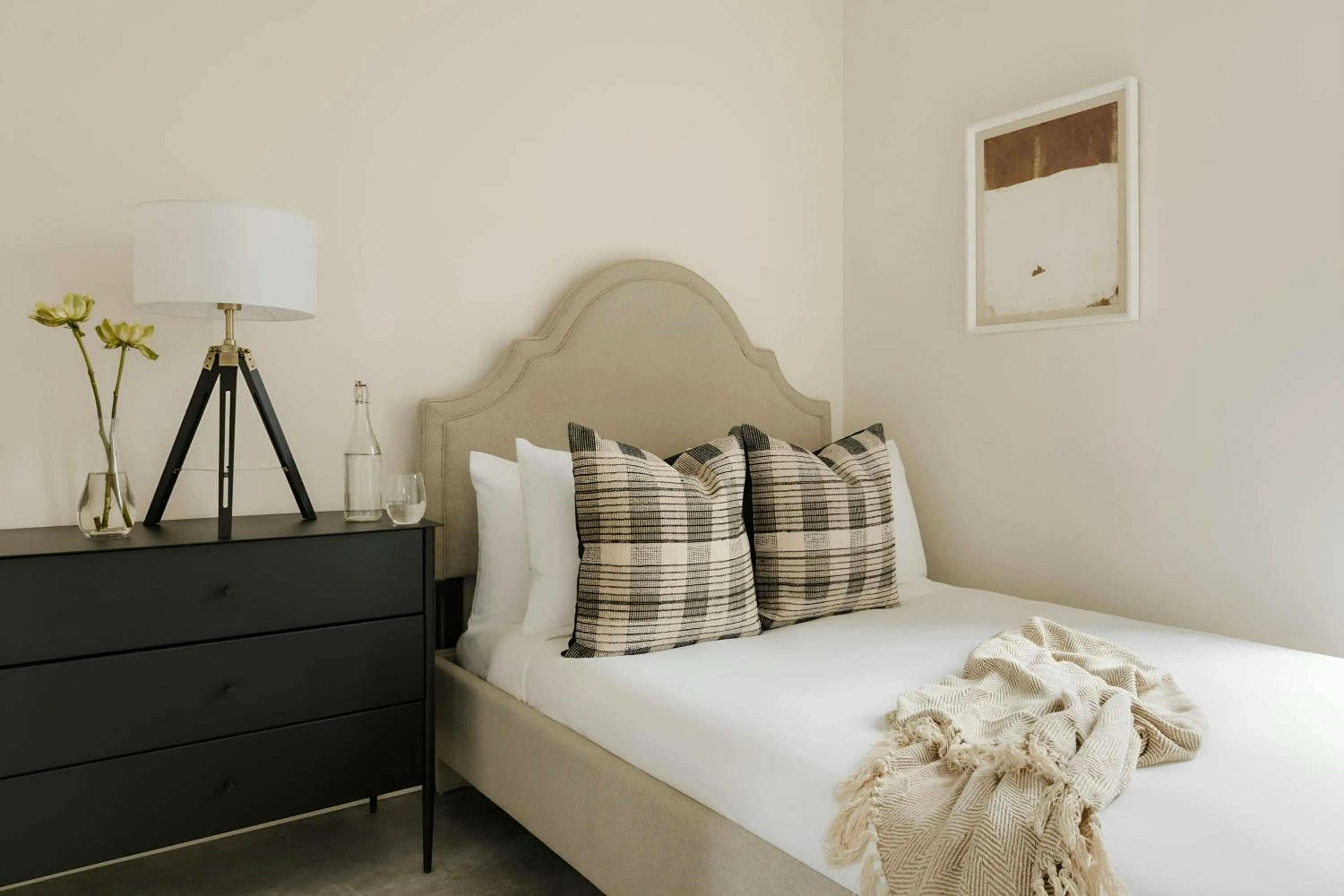 Bedroom, Bed in Sonder The Artesian