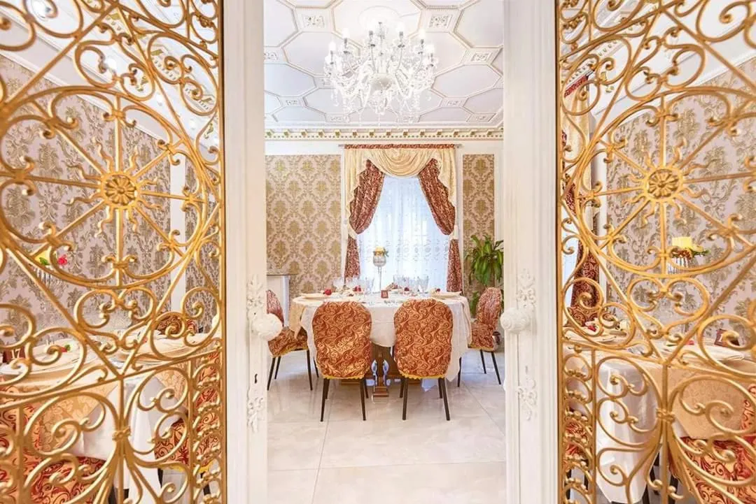 Restaurant/places to eat in VILLA EVELINA Bad And Breakfast Home Restaurant Gurmet