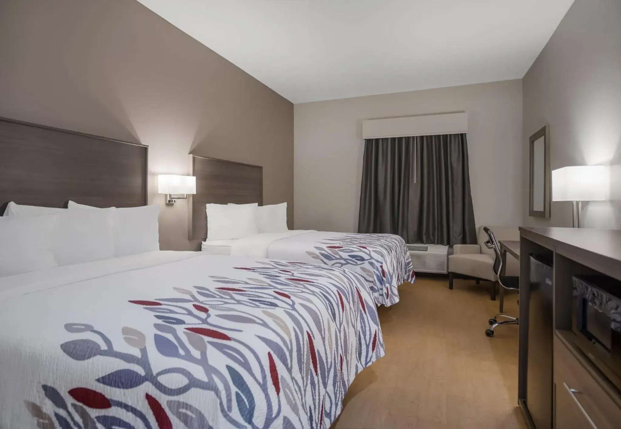 Deluxe Room with Two Queen Beds Non-Smoking in Red Roof Inn Lancaster, TX Deluxe Room with Two Queen Beds Non-Smoking in Red Roof Inn Lancaster, TX