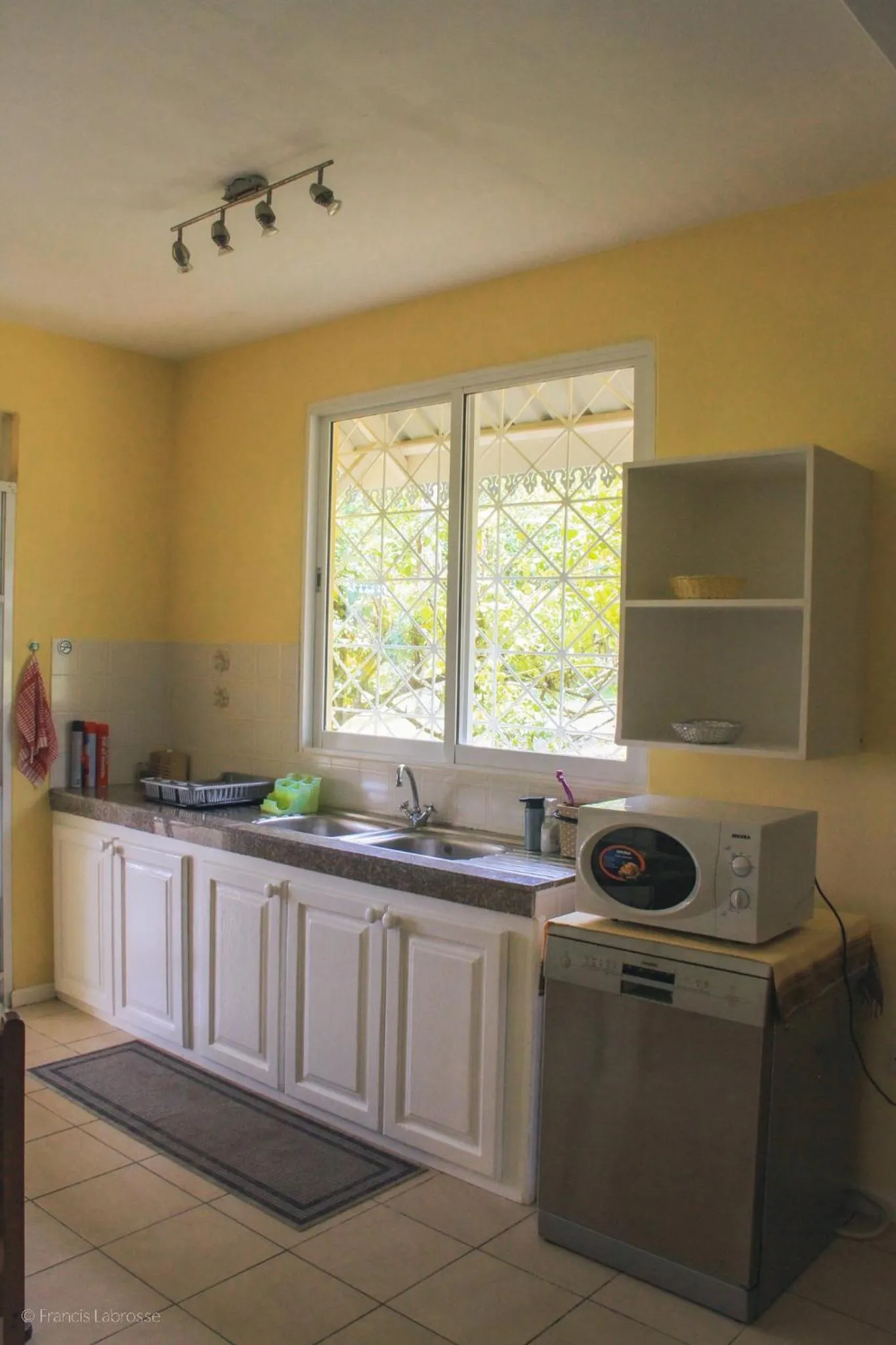 kitchen in Residence Monte-Cristo