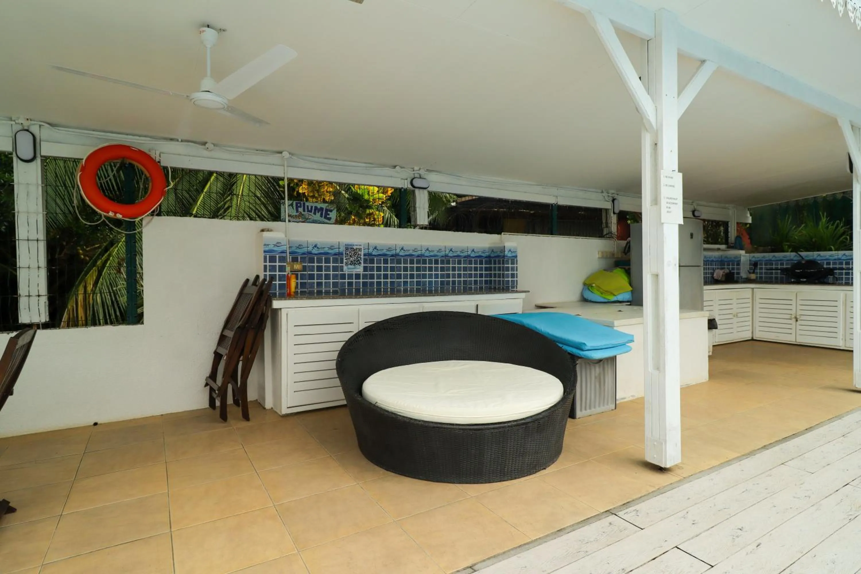 Swimming pool in Residence Monte-Cristo