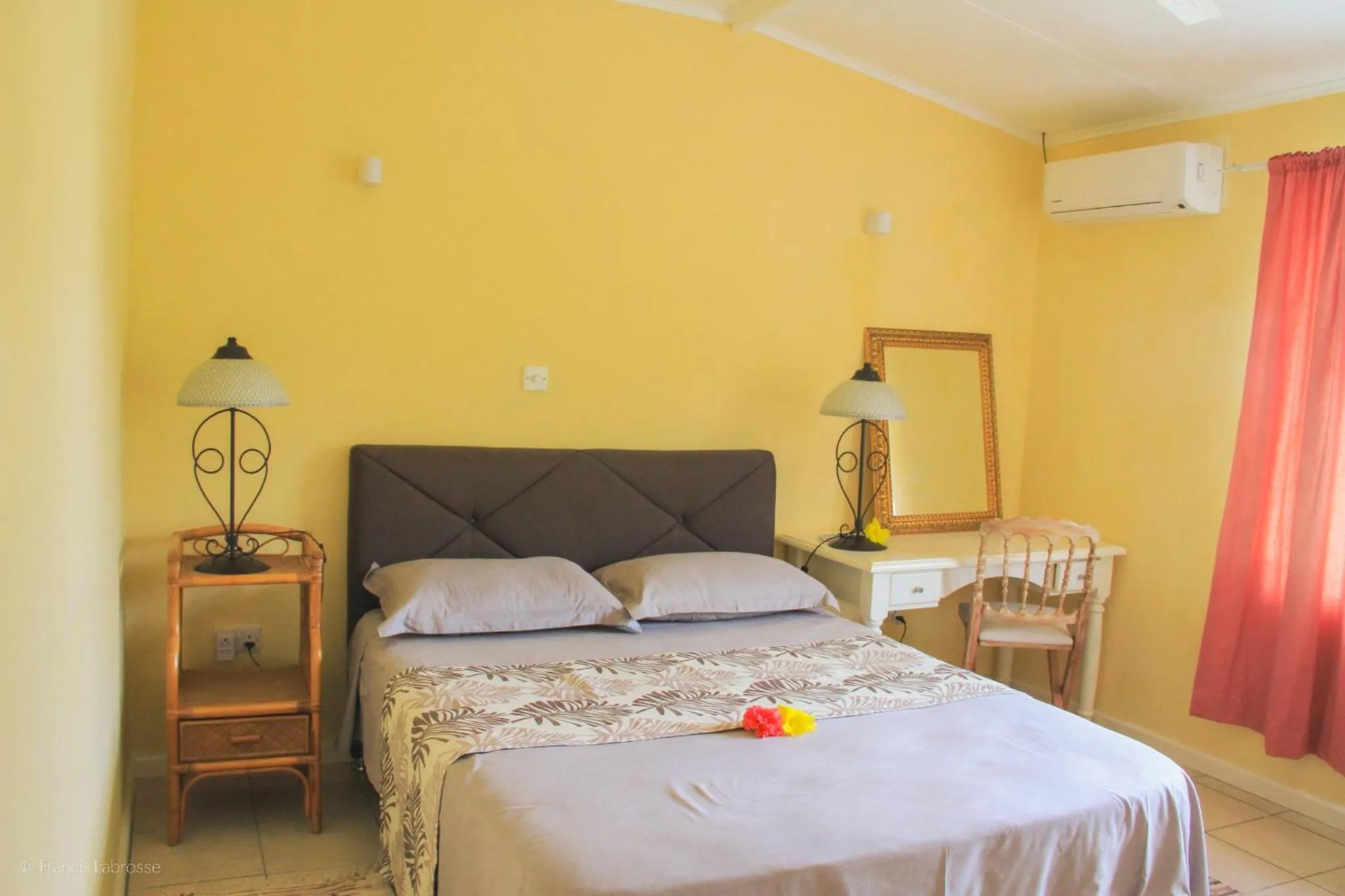 Bedroom, Bed in Residence Monte-Cristo