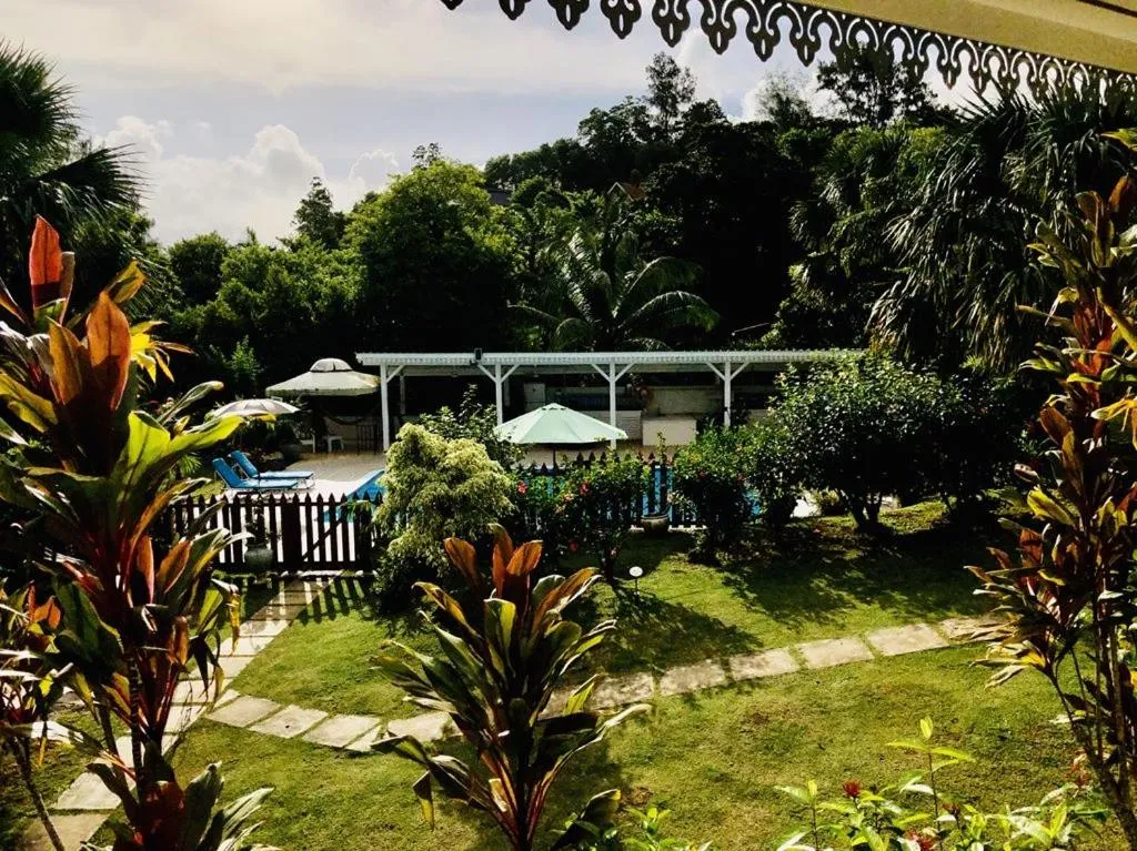 Garden view in Residence Monte-Cristo