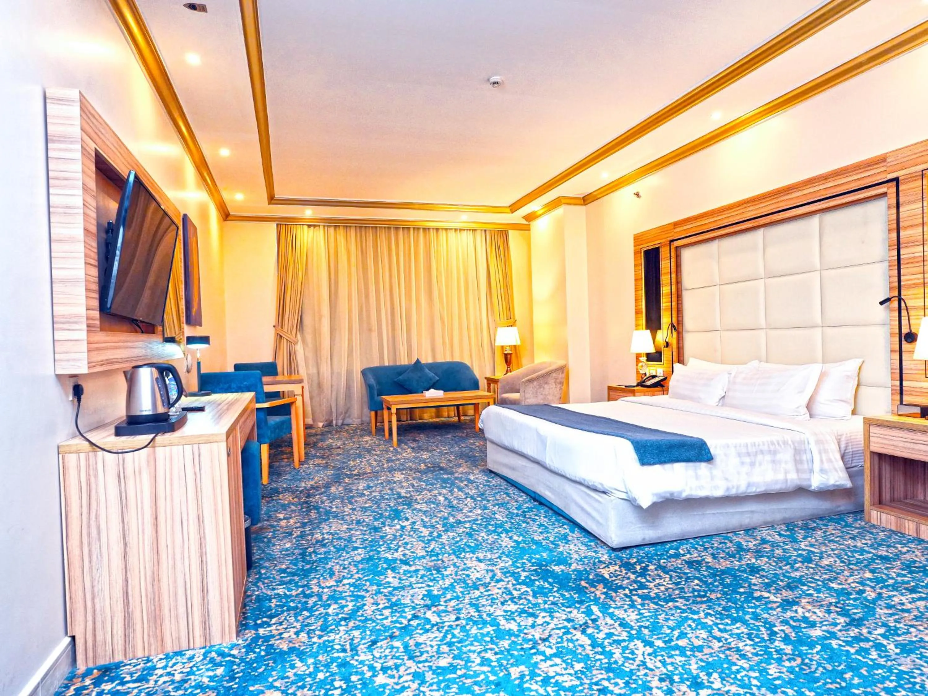 Bed in Casa Diora Hotel Al Naseem