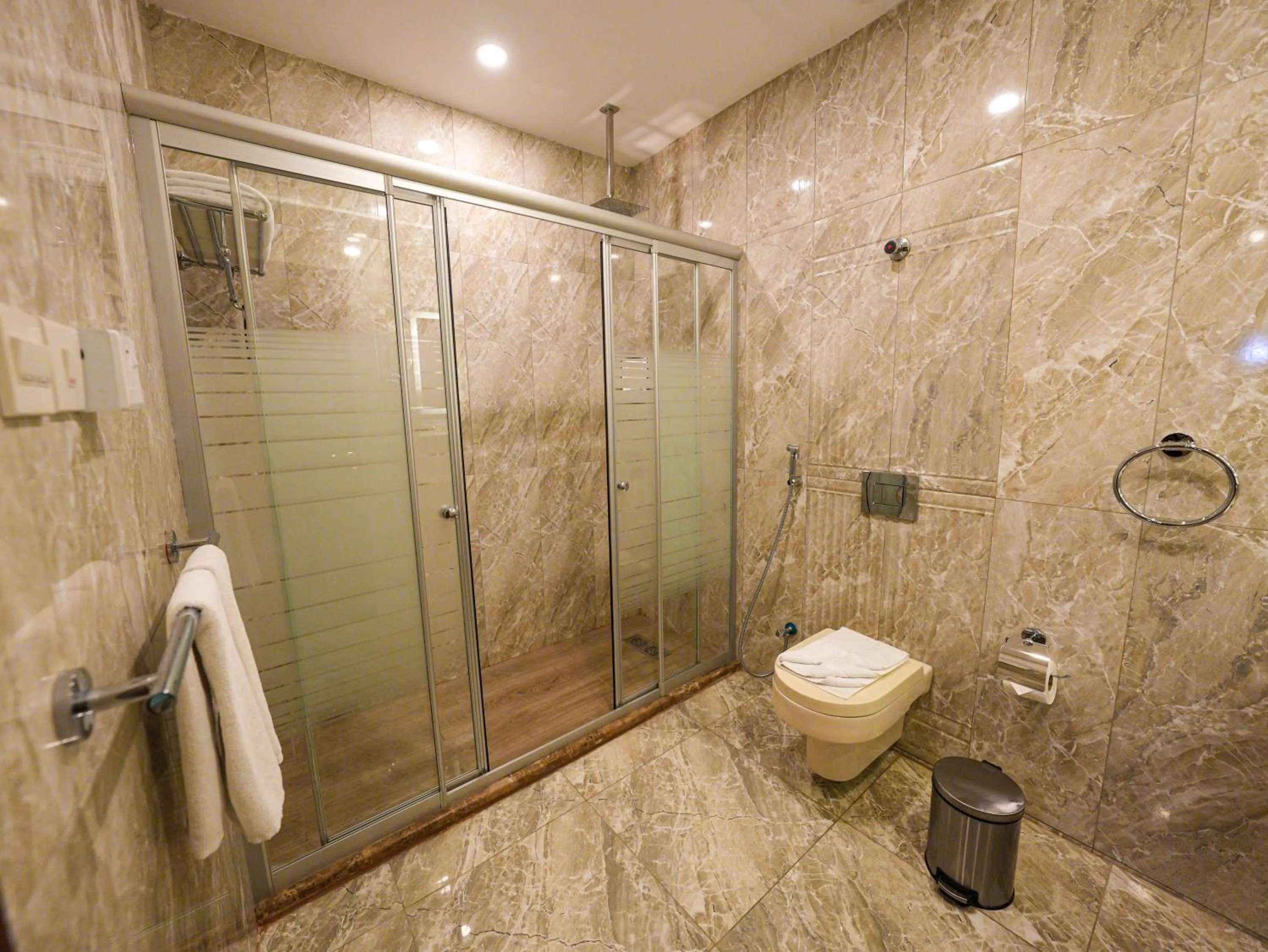 Bathroom in Casa Diora Hotel Al Naseem