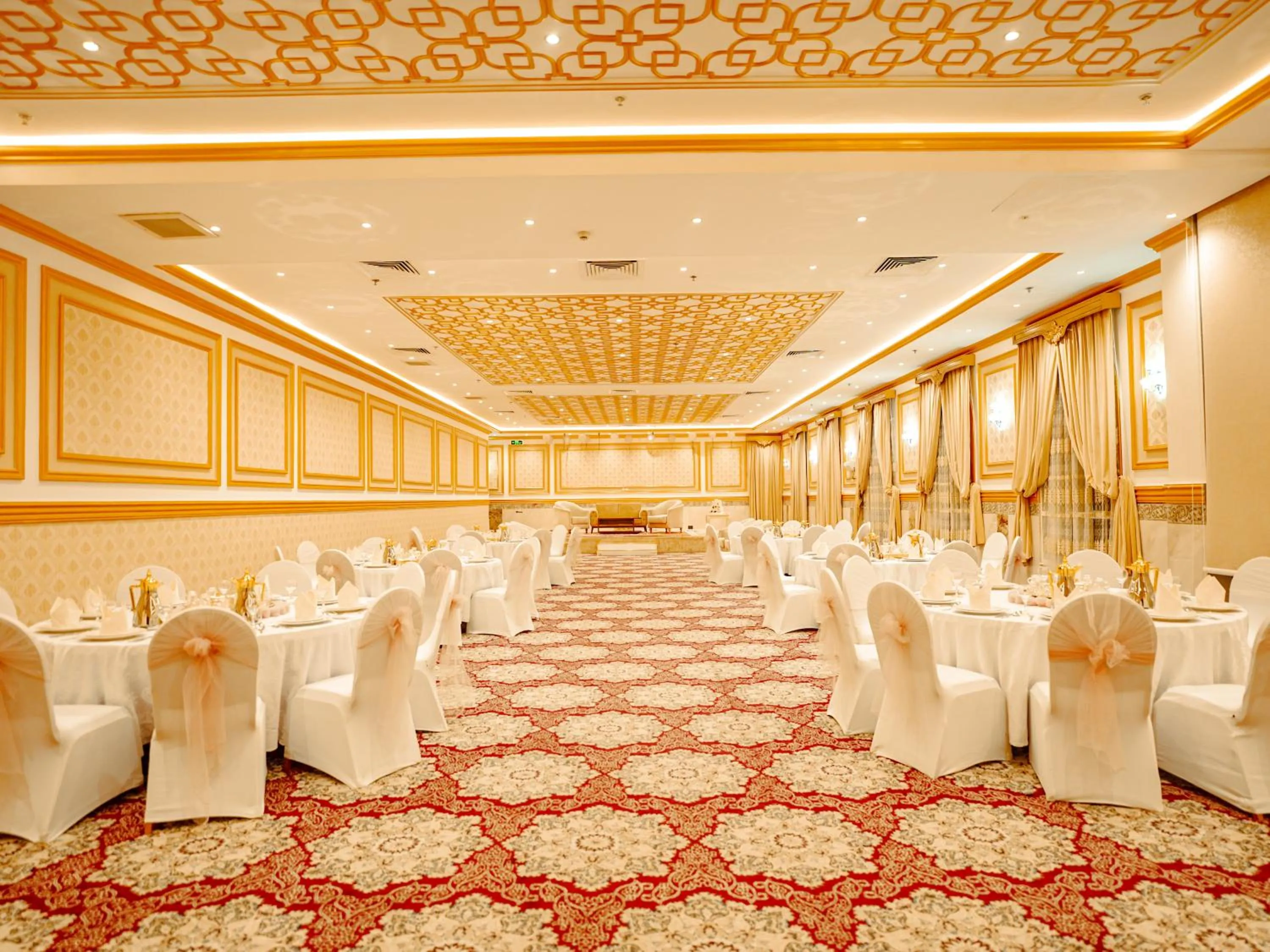 Banquet/Function facilities in Casa Diora Hotel Al Naseem