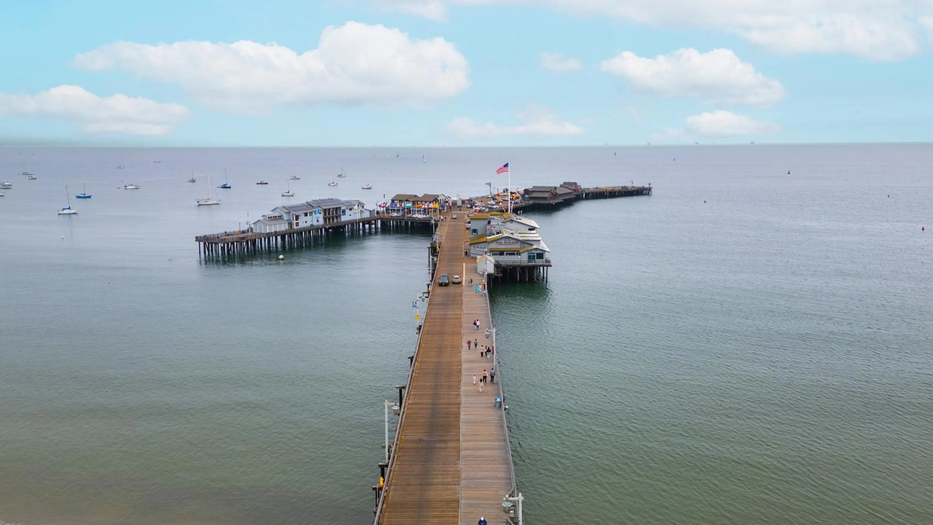 Location in ITH Santa Barbara Surf Hostel