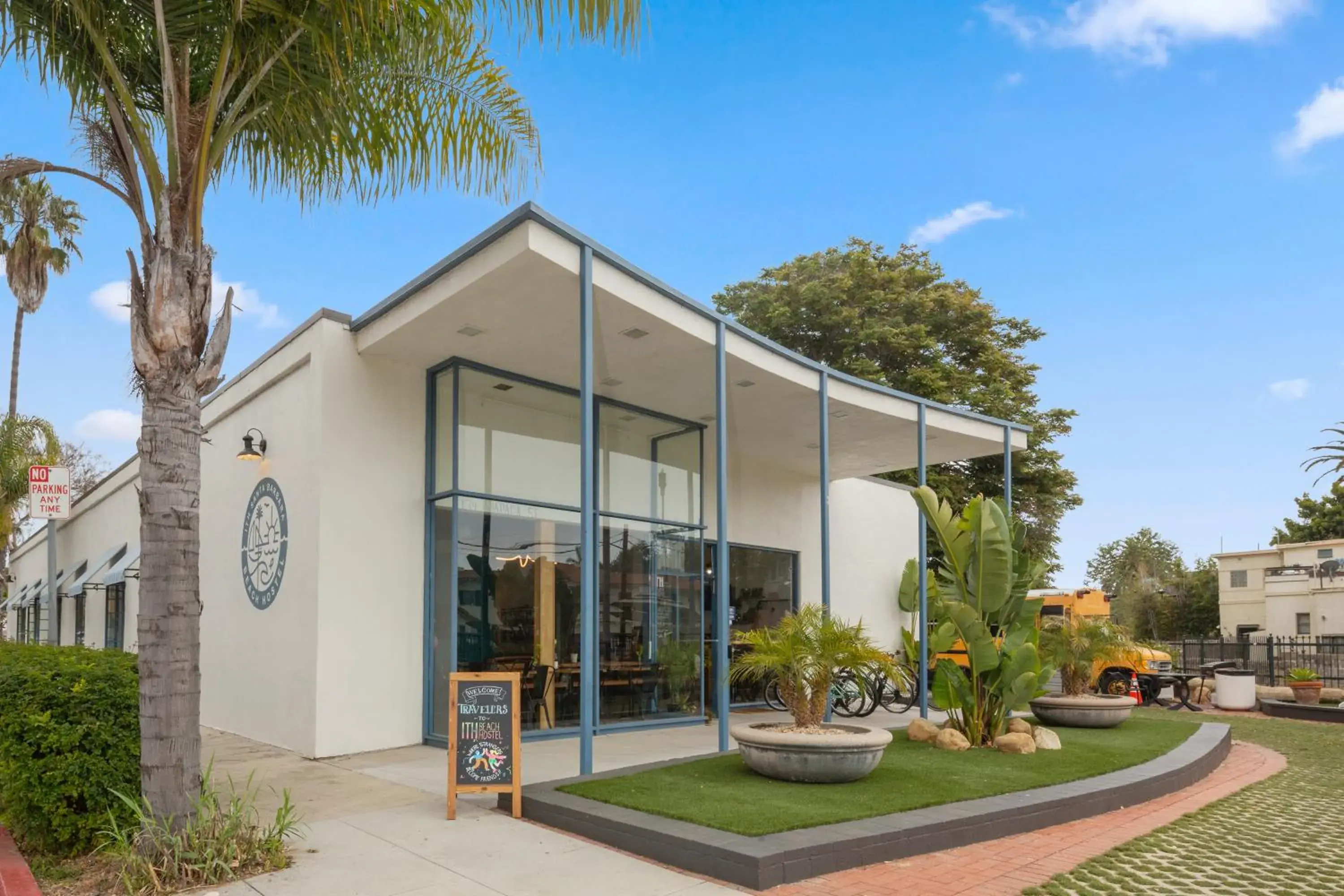 ITH Santa Barbara Surf Hostel ITH Santa Barbara Surf Hostel