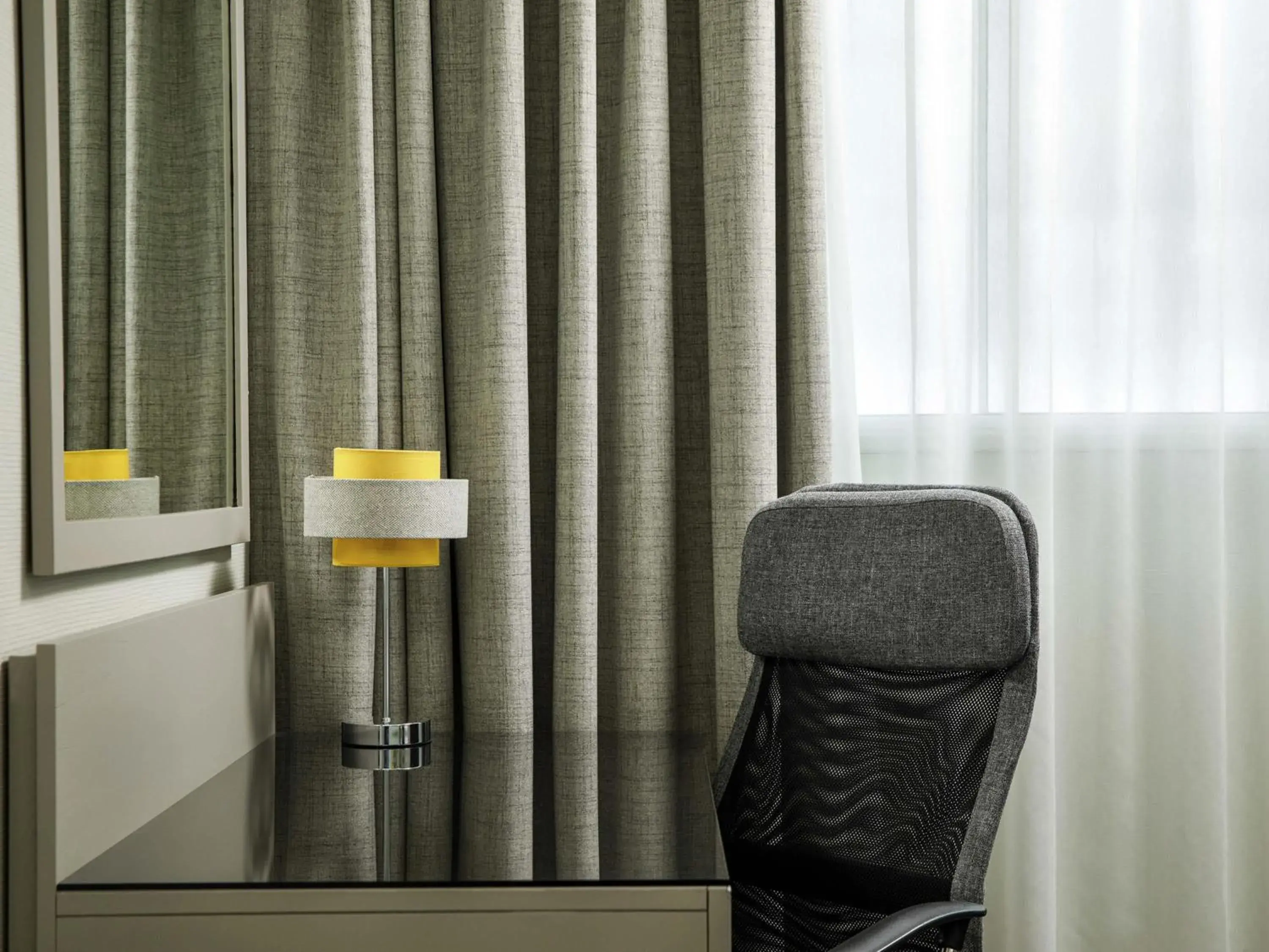 Classic Double Room High Floor in Mercure Manchester Piccadilly Hotel Classic Double Room High Floor in Mercure Manchester Piccadilly Hotel