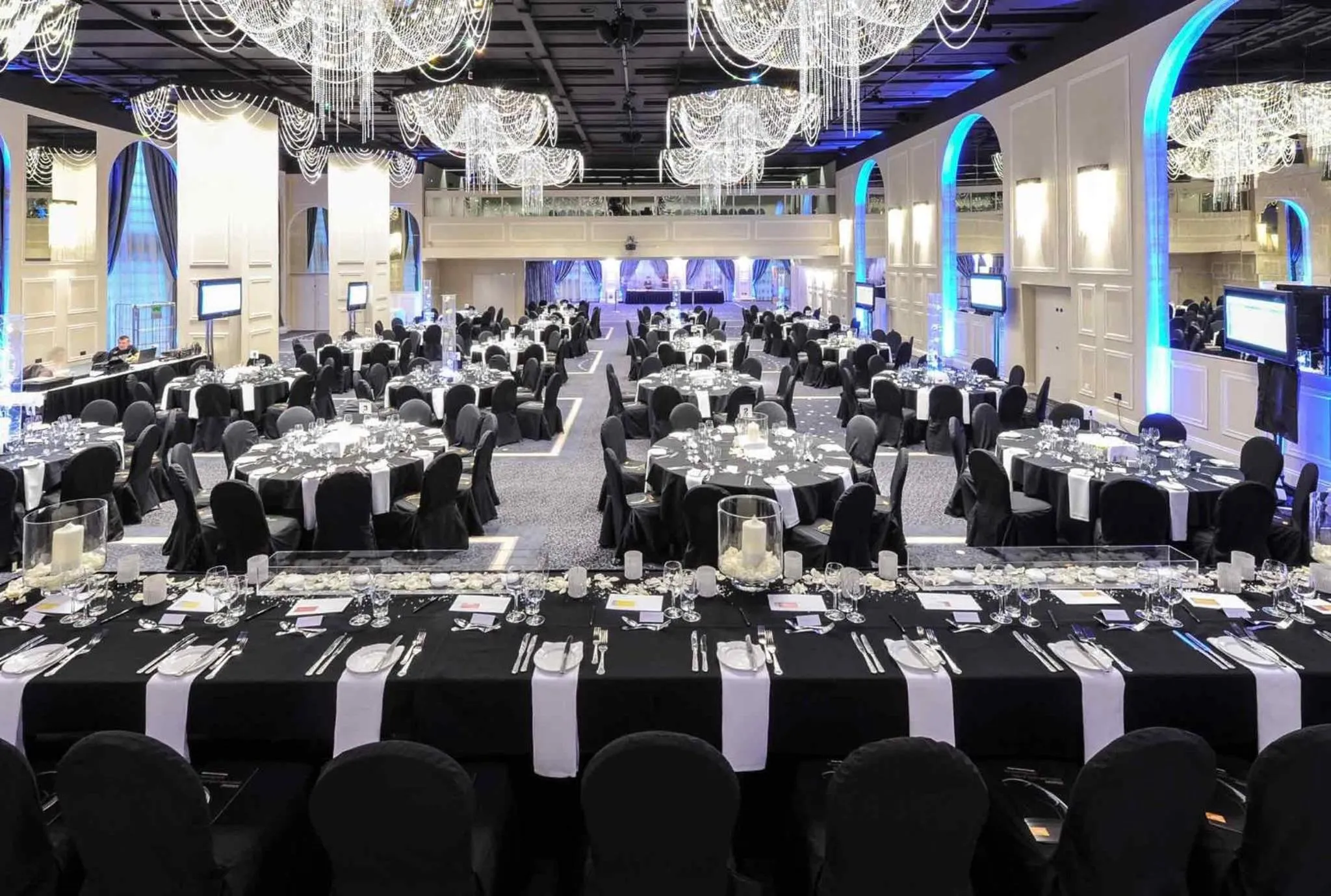 wedding in Mercure Manchester Piccadilly Hotel