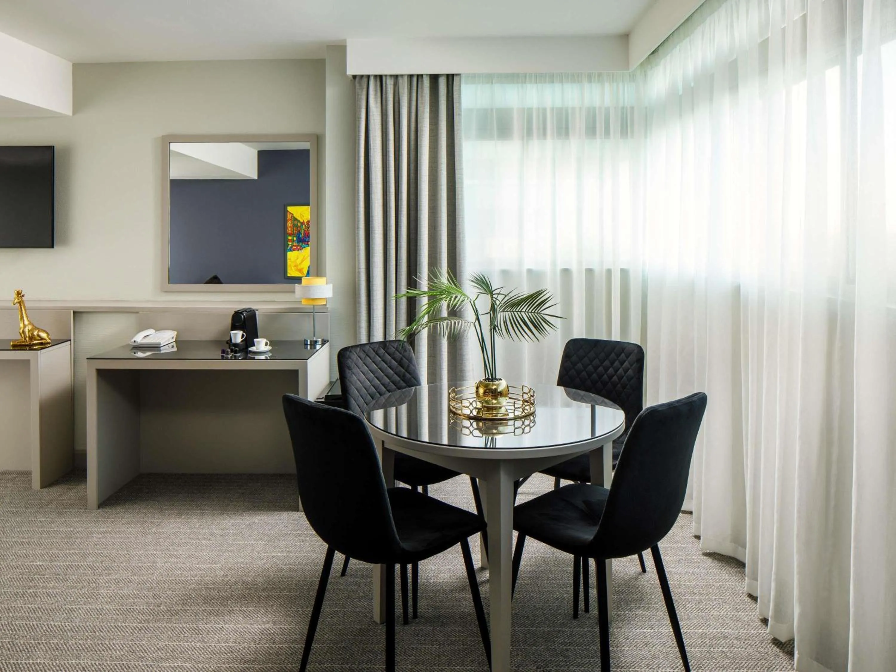 Bedroom in Mercure Manchester Piccadilly Hotel