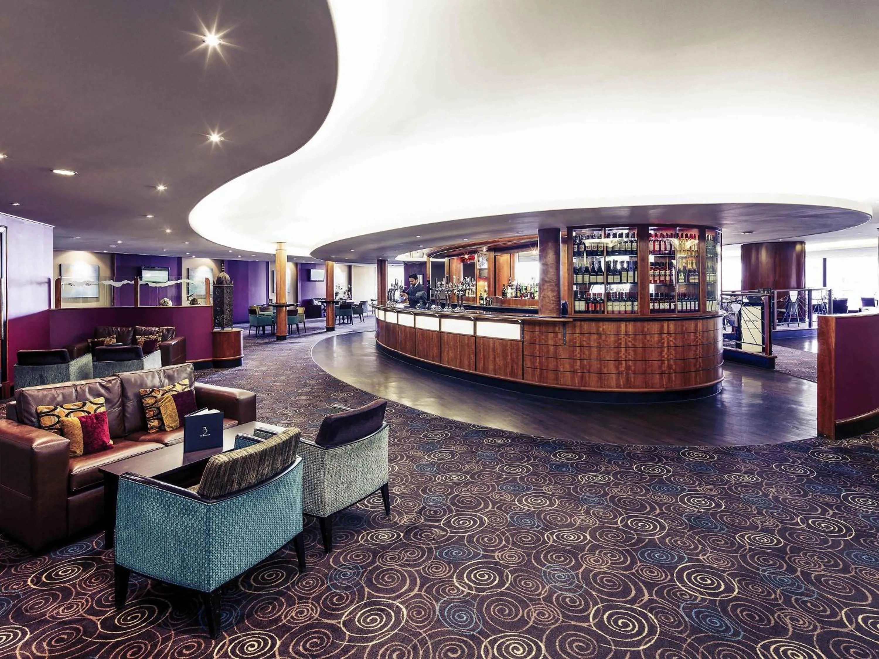 Lounge or bar in Mercure Manchester Piccadilly Hotel