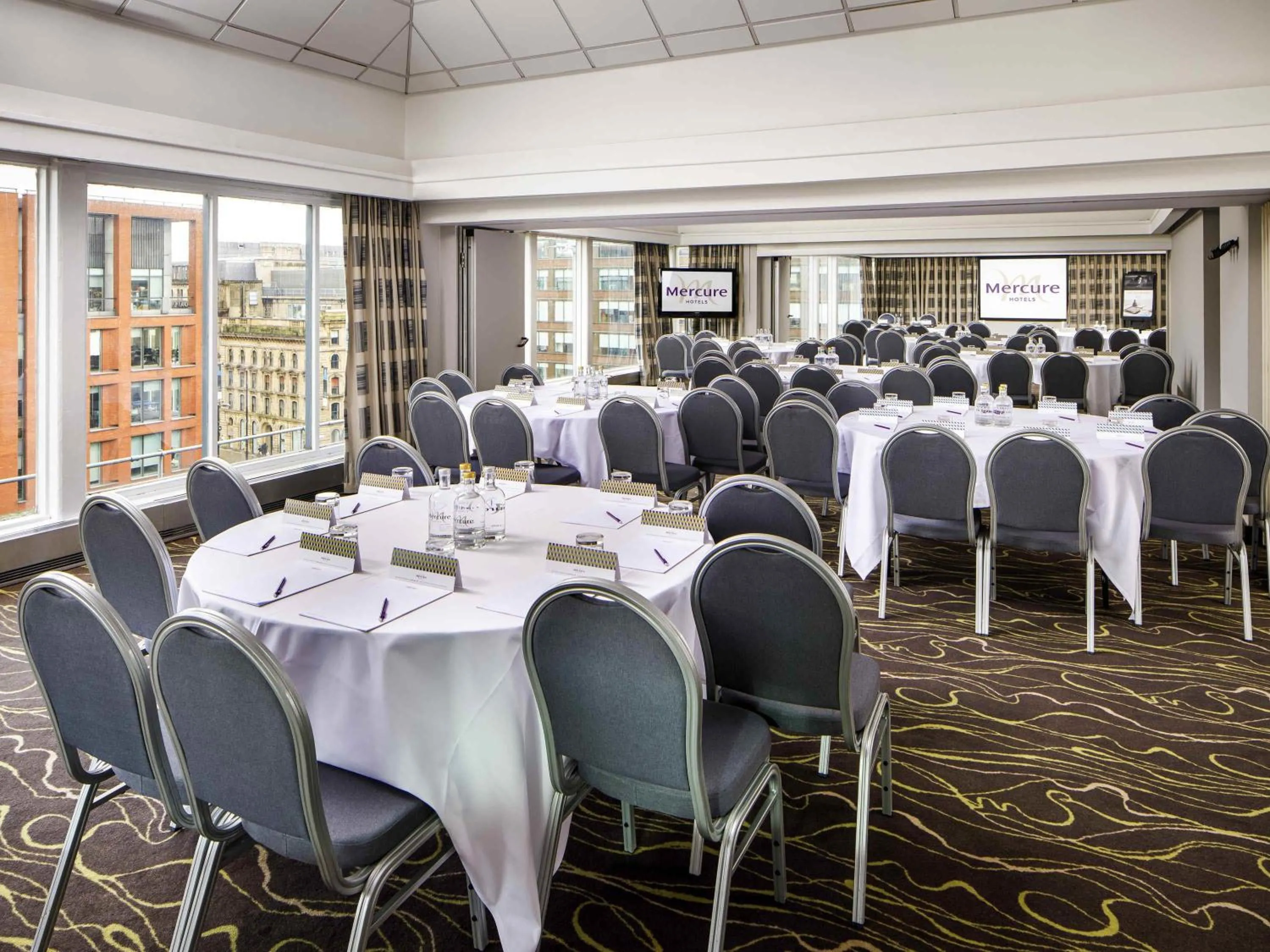 Business facilities in Mercure Manchester Piccadilly Hotel