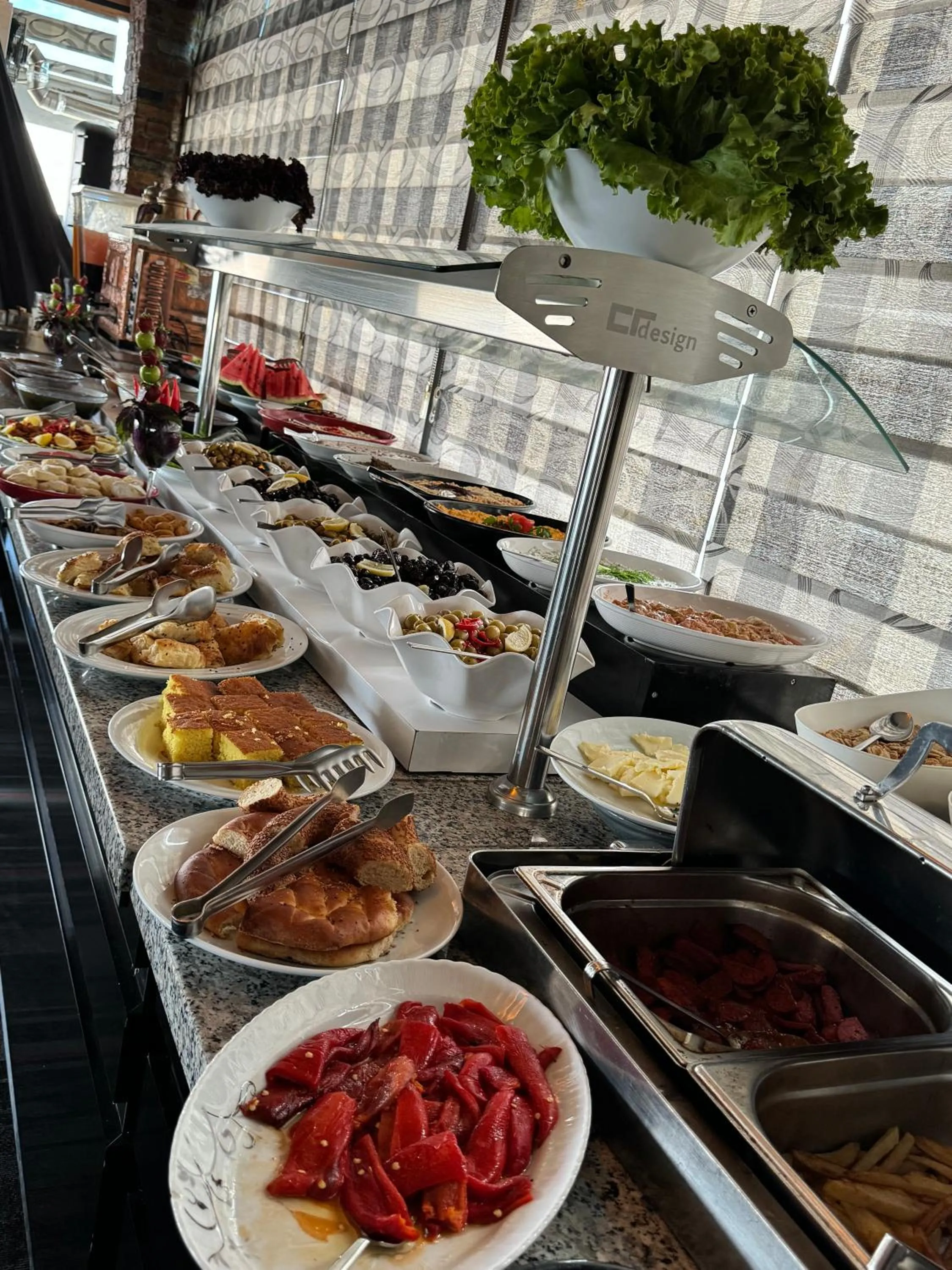 Buffet breakfast in Grand Hotel Van