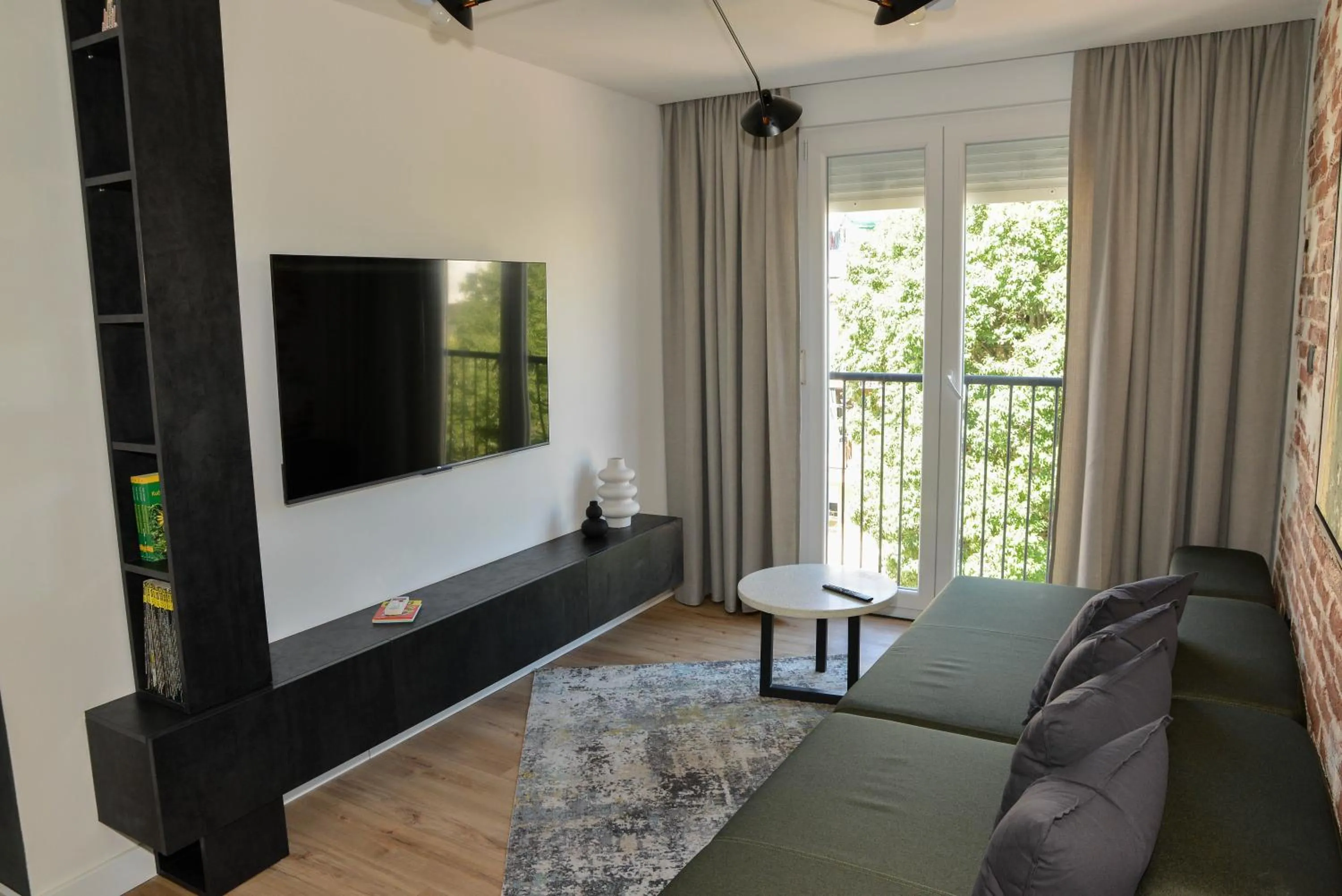 TV and multimedia in Apartment Black