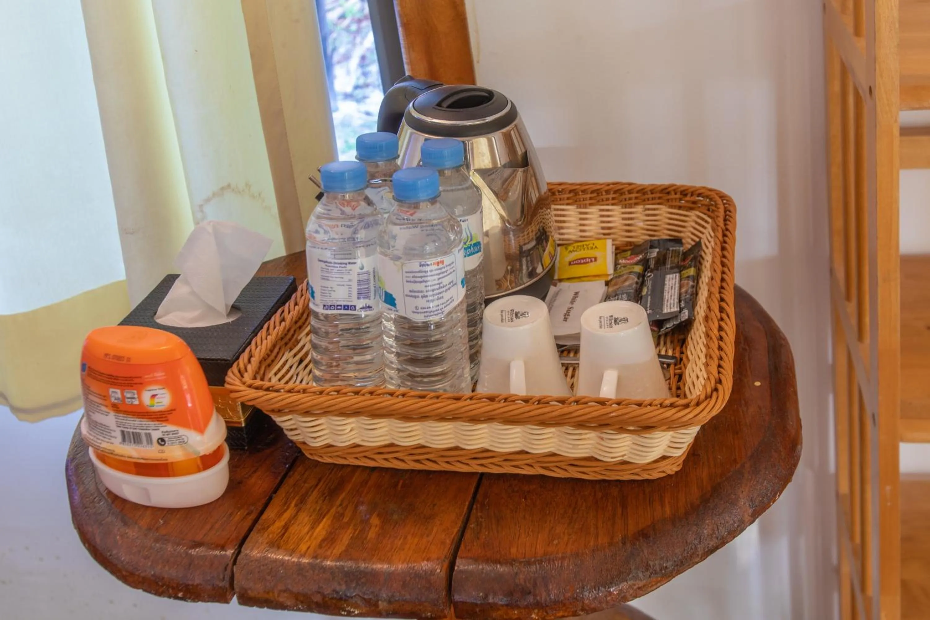 Coffee/tea facilities in White Beach Bungalows
