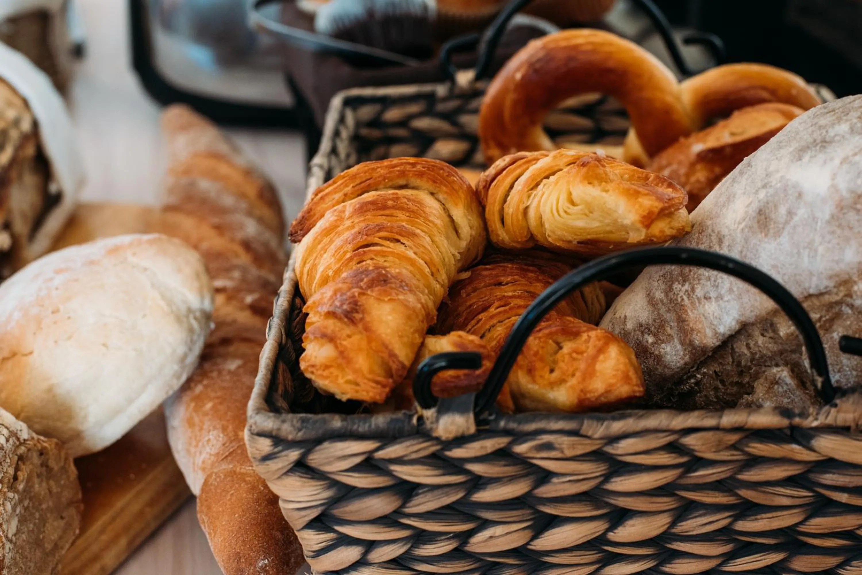 Buffet breakfast in La Vista Lodge